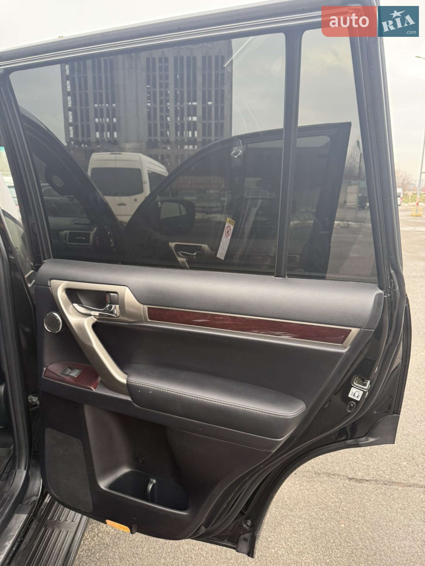Lexus GX 2014 VIN JTJJM7FX405091733 фото оголошення 3 з 15