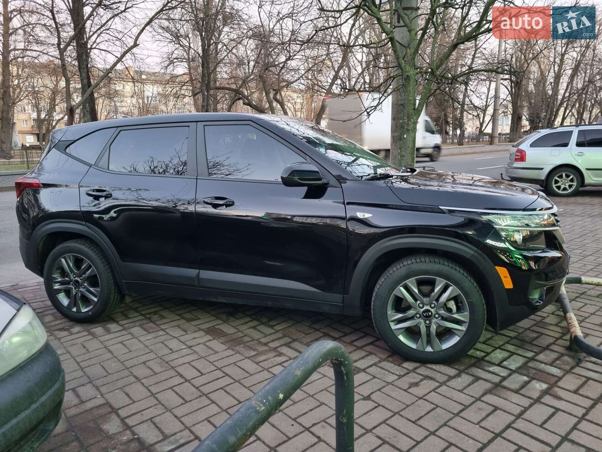 Kia Seltos 2021 VIN KNDEPCAA0M7202330 фото оголошення 4 з 14