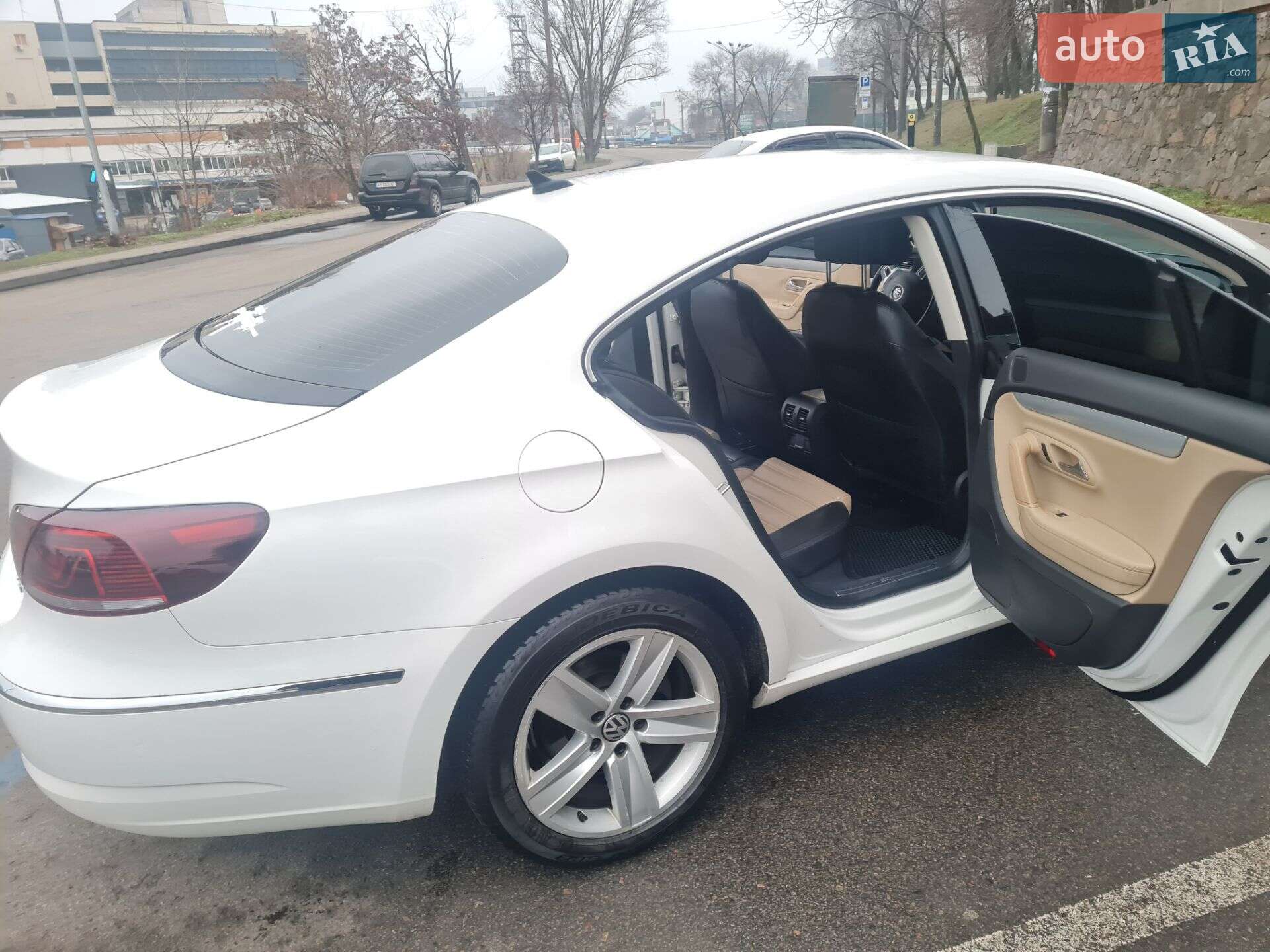 Volkswagen CC / Passat CC 2013 VIN WVWBN7AN1EE504323 фото оголошення 6 з 15