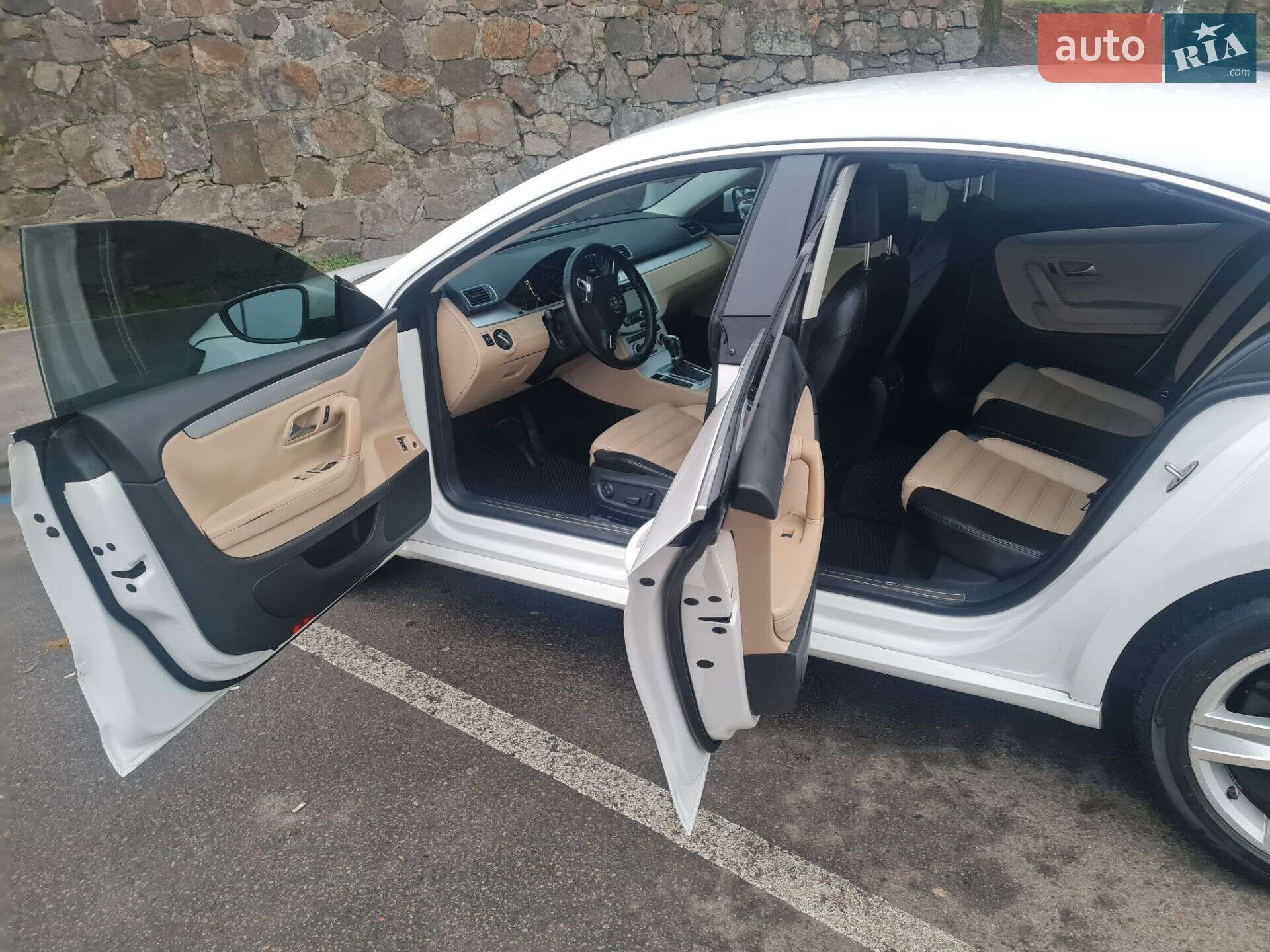 Volkswagen CC / Passat CC 2013 VIN WVWBN7AN1EE504323 фото оголошення 9 з 15