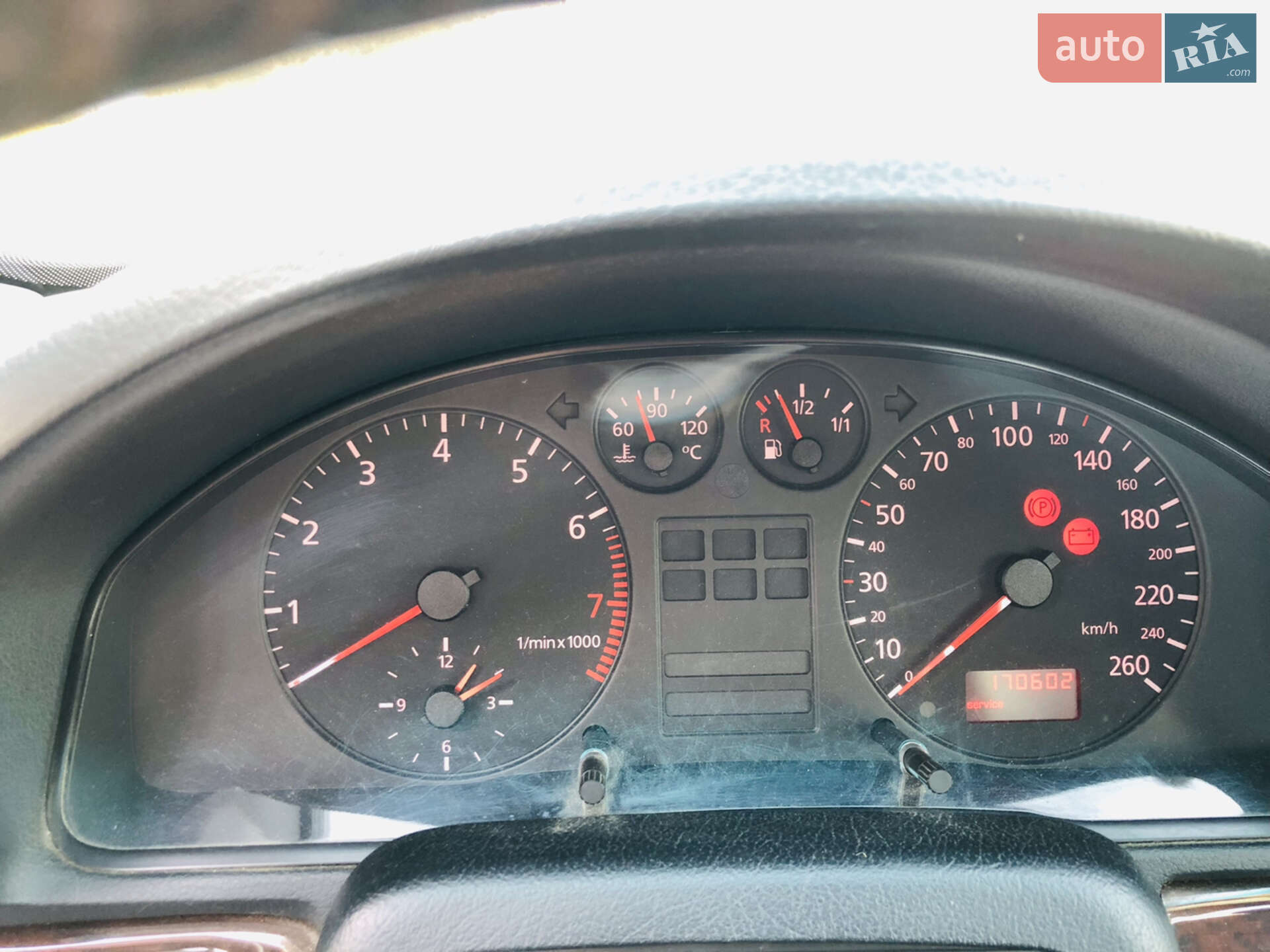 Audi A4 1998 VIN WAUZZZ8DZXA077572 фото оголошення 34 з 41