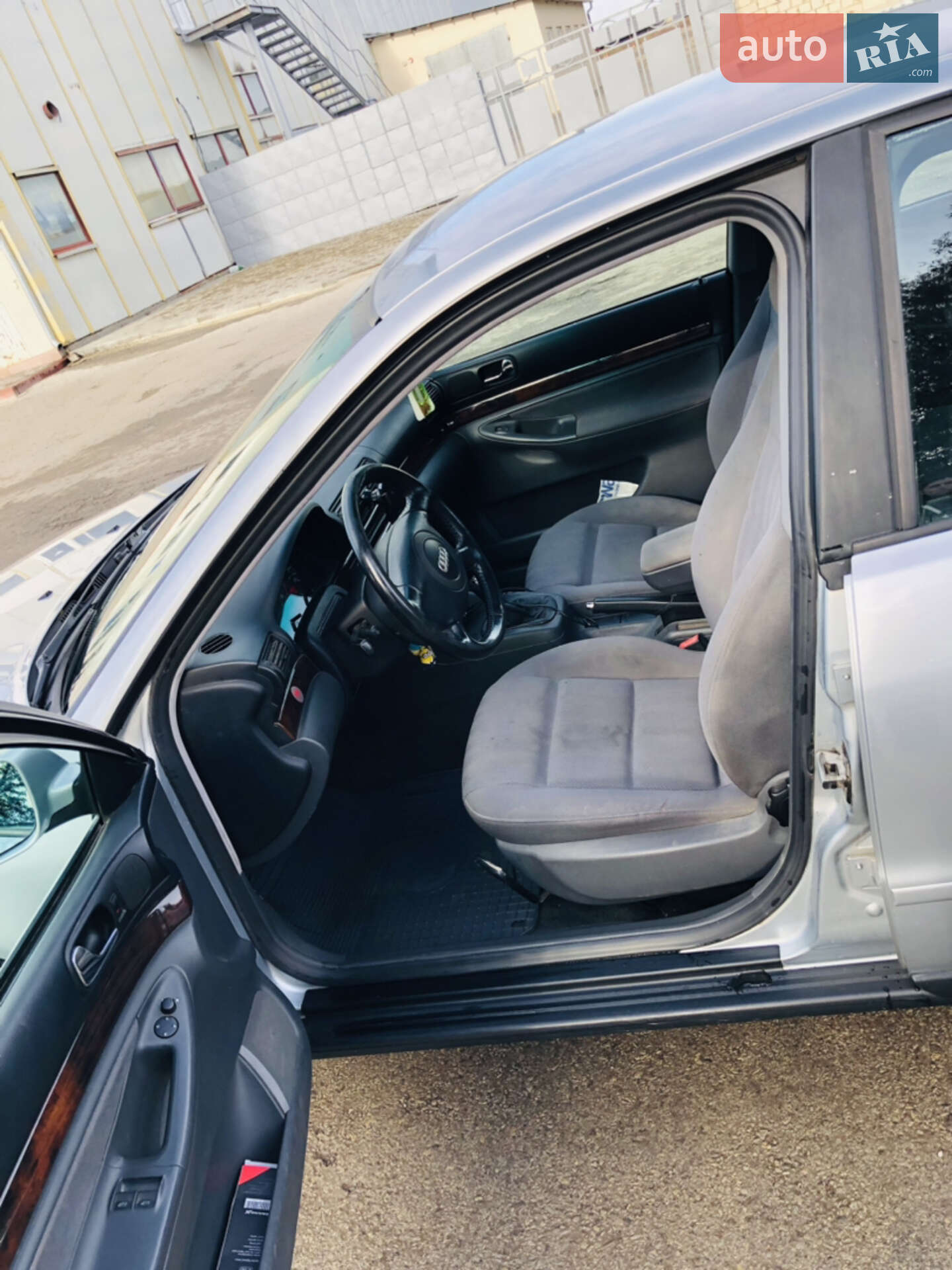 Audi A4 1998 VIN WAUZZZ8DZXA077572 фото оголошення 33 з 41
