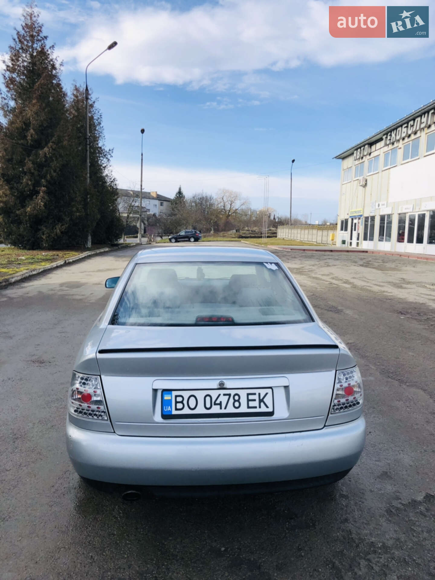 Audi A4 1998 VIN WAUZZZ8DZXA077572 фото оголошення 10 з 41