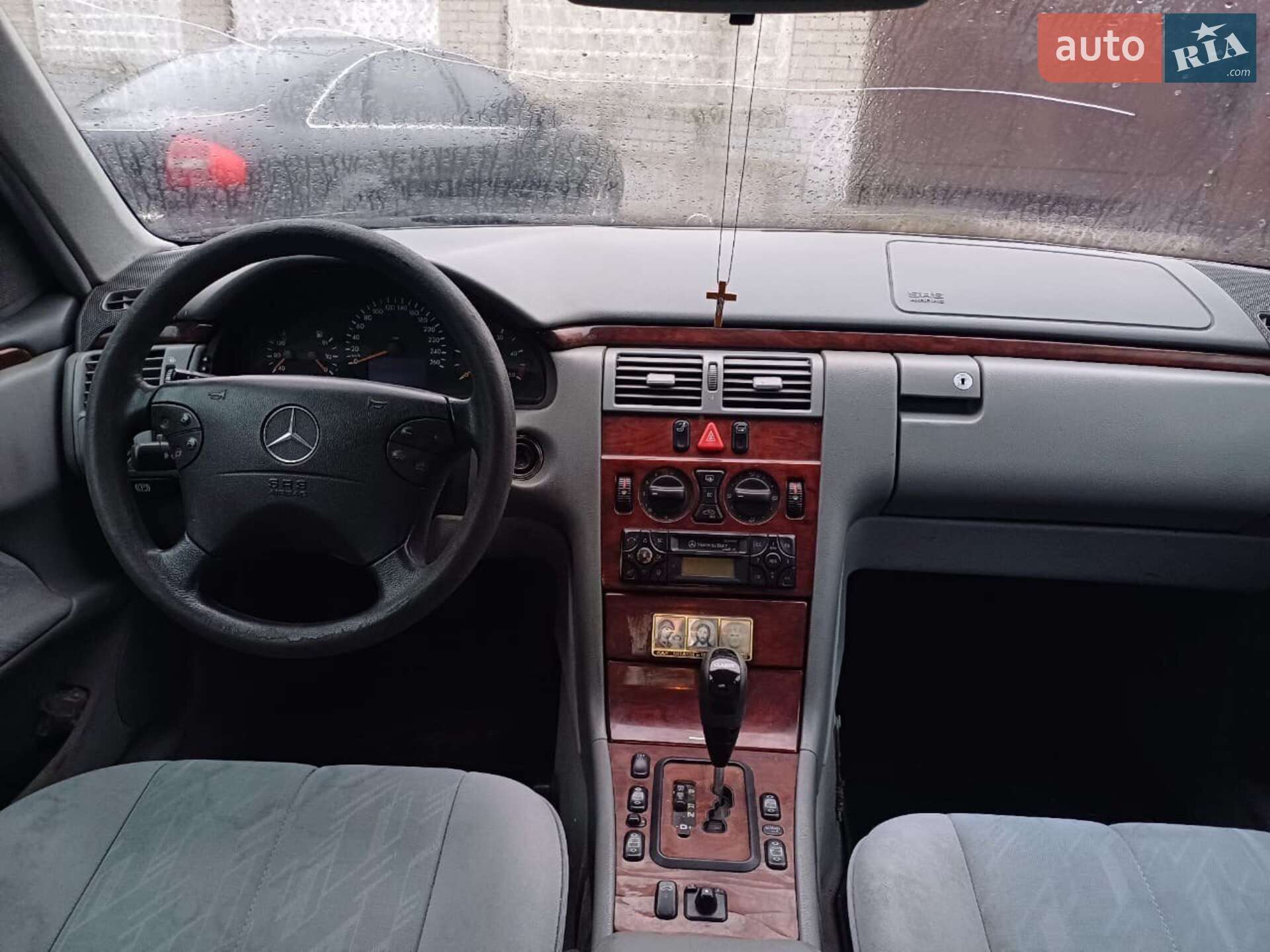 Mercedes-Benz E-Class 2001 VIN WDB2100061B442462 фото оголошення 2 з 9