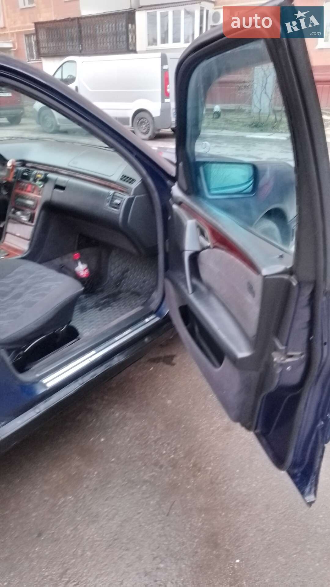 Mercedes-Benz E-Class 1999 VIN WDB2102351A895740 фото оголошення 10 з 18