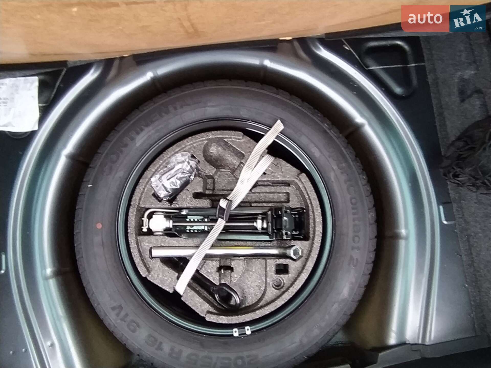 Skoda Octavia 2010 VIN TMBFK61Z5B2025617 фото оголошення 6 з 32