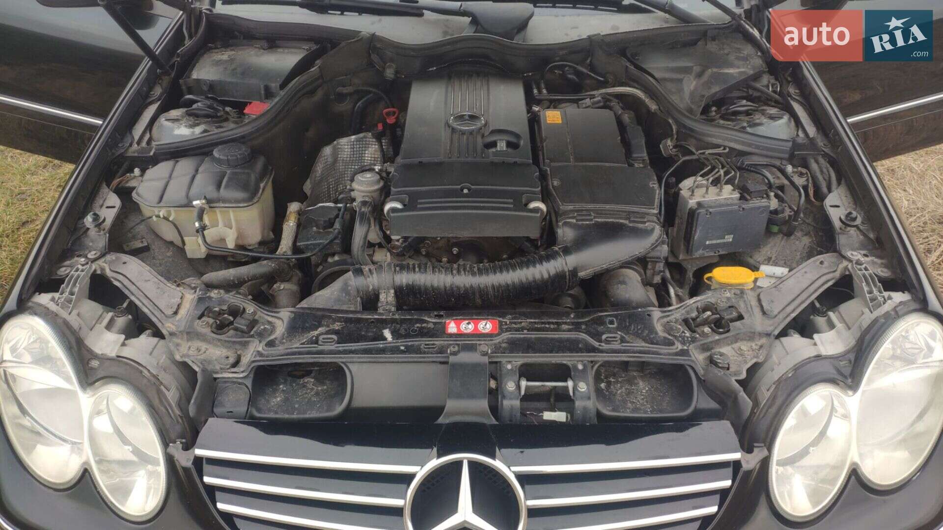 Mercedes-Benz CLK-Class 2004 VIN WDB2093421F118962 фото оголошення 14 з 36