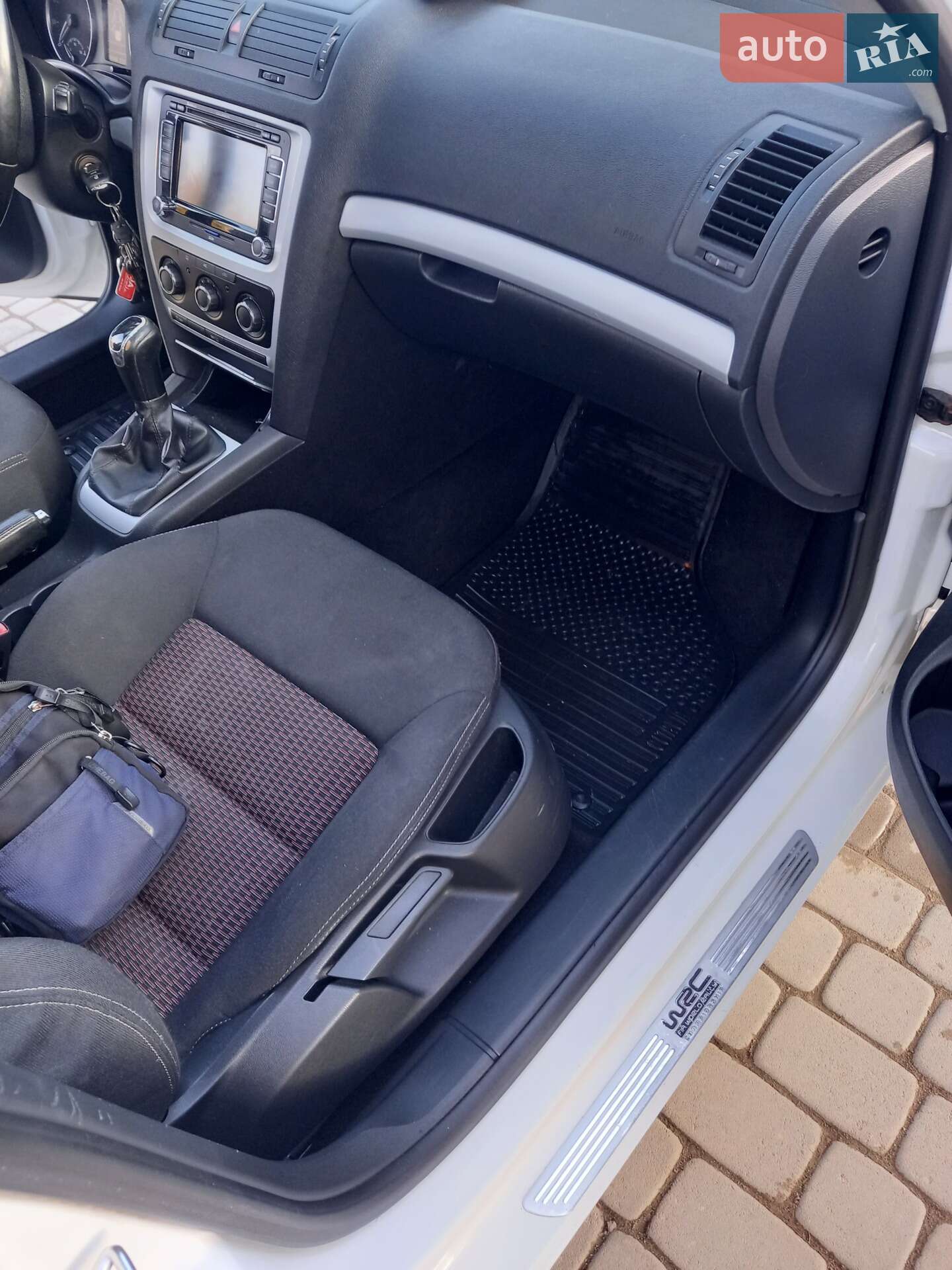 Skoda Octavia 2011 VIN TMBCK61ZXB2113131 фото оголошення 16 з 21