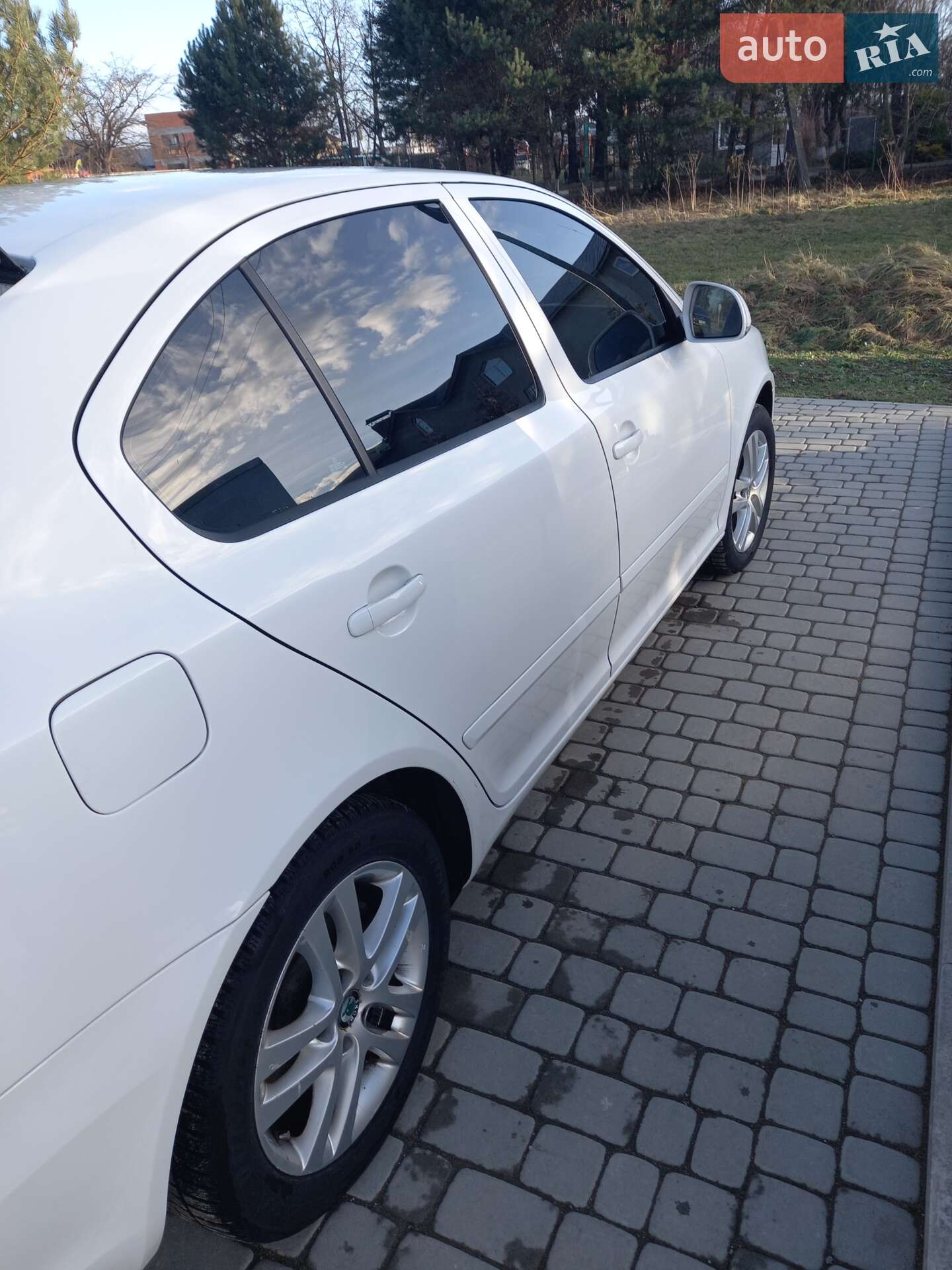 Skoda Octavia 2011 VIN TMBCK61ZXB2113131 фото оголошення 18 з 21