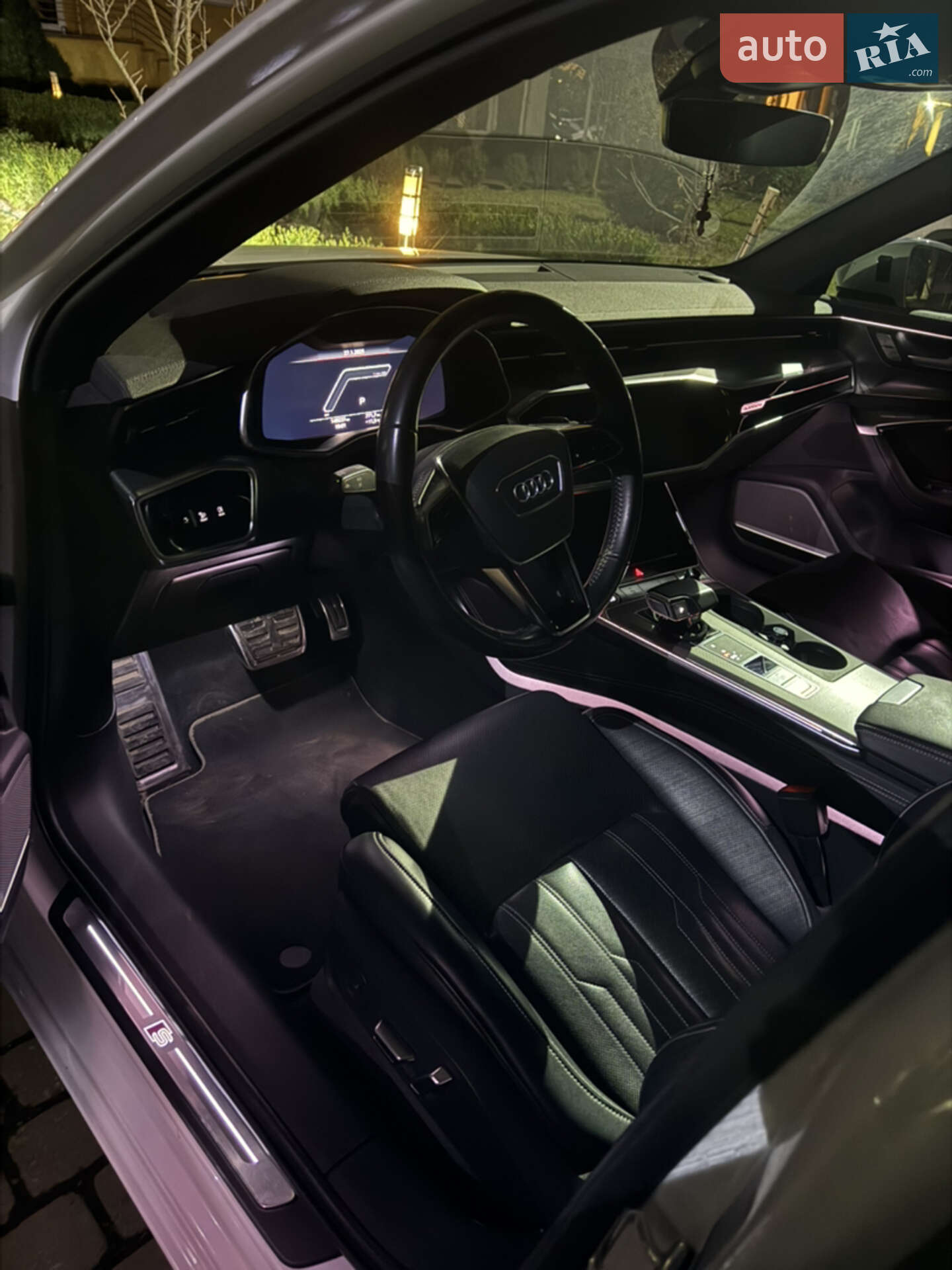 Audi A6 2018 VIN WAUZZZF21KN011652 фото оголошення 18 з 24