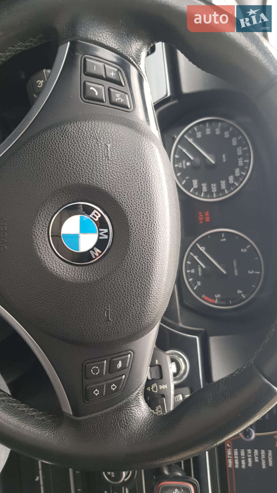 BMW 3 Series 2010 VIN WBAUY11080A906659 фото оголошення 43 з 49