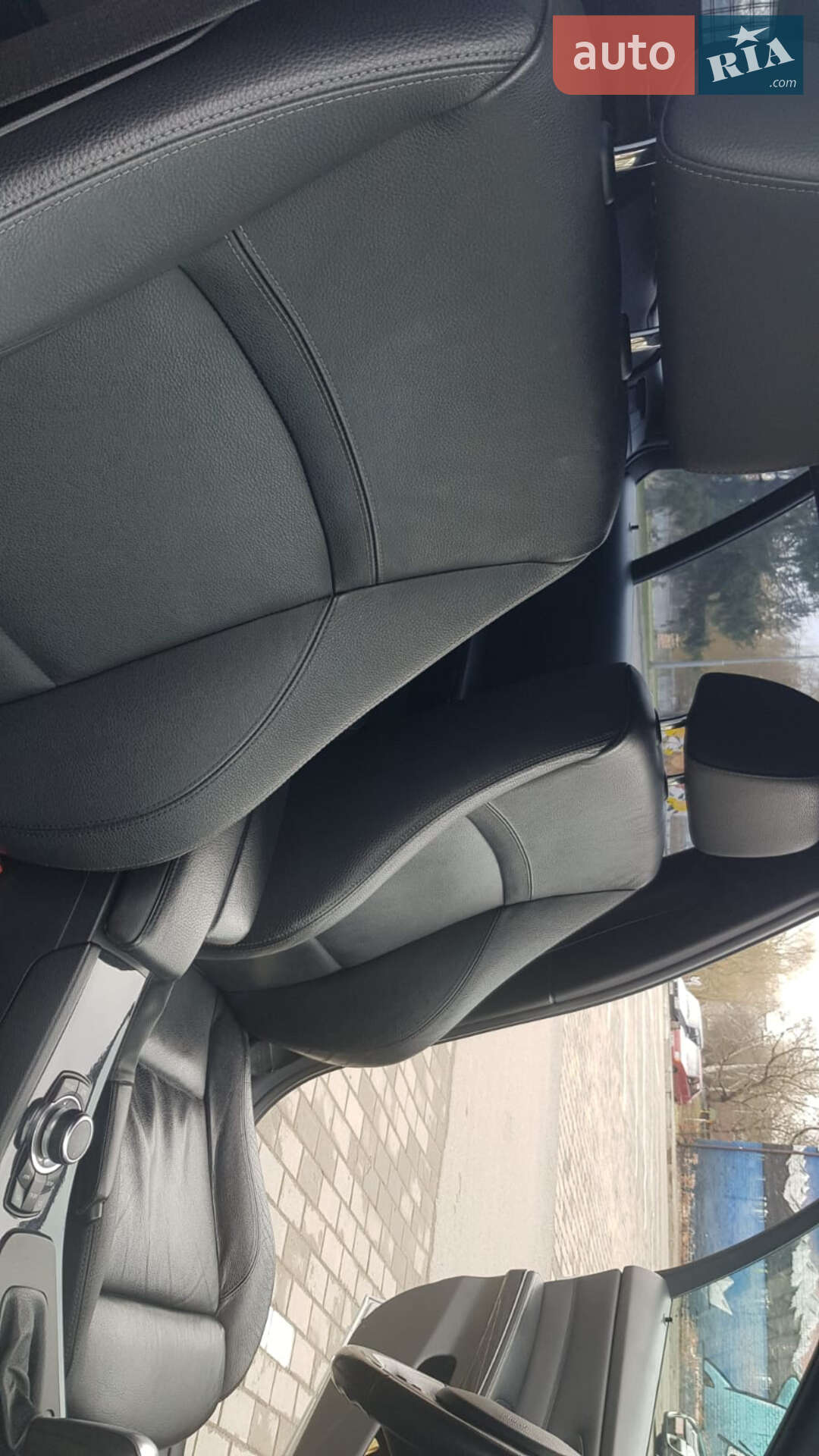BMW 3 Series 2010 VIN WBAUY11080A906659 фото оголошення 44 з 49