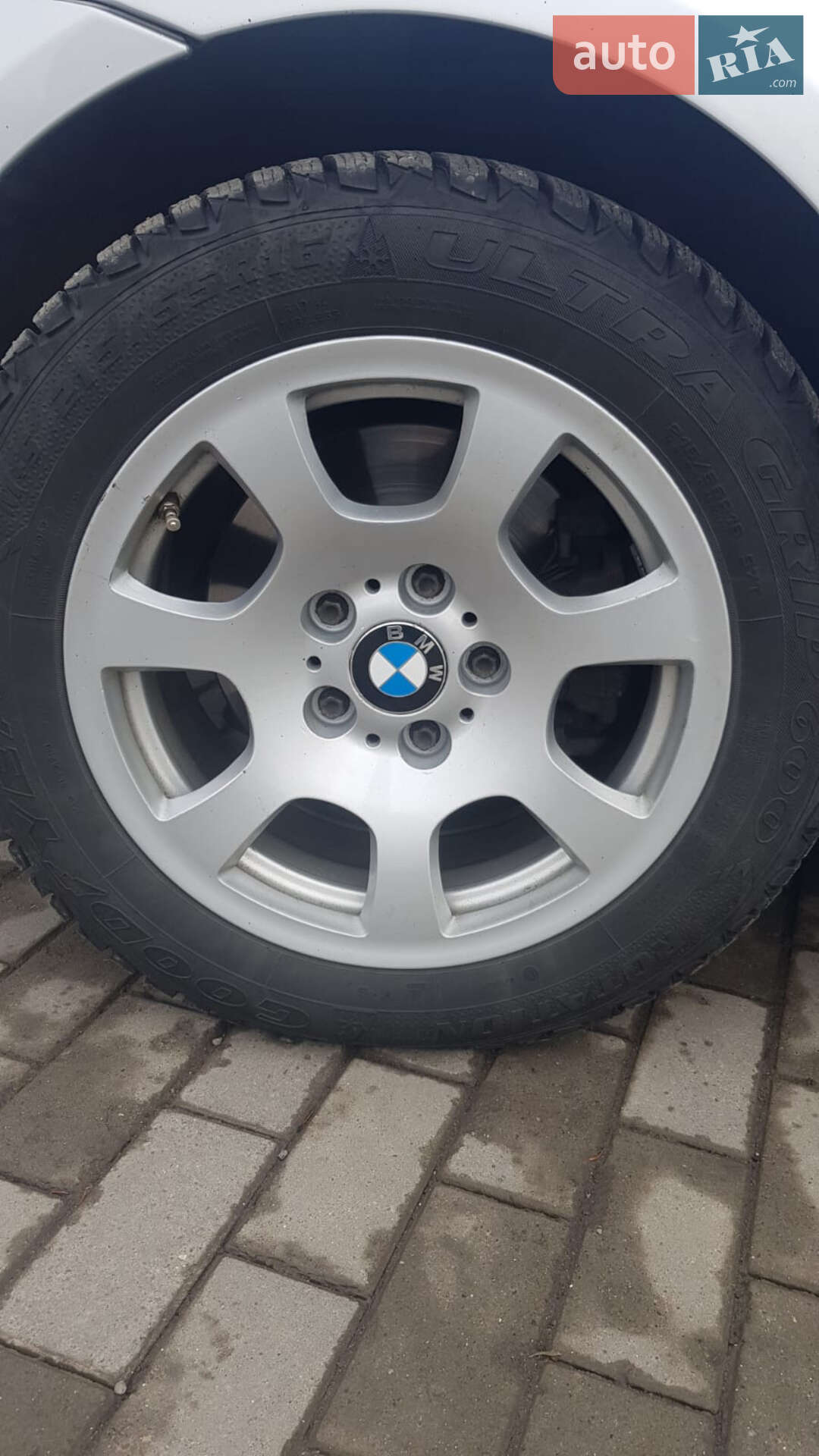 BMW 3 Series 2010 VIN WBAUY11080A906659 фото оголошення 48 з 49