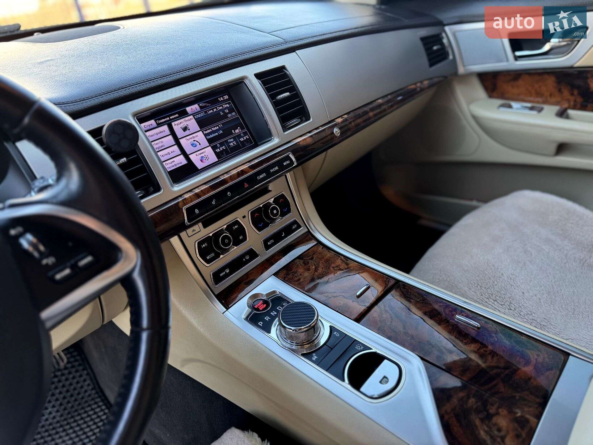 Jaguar XF 2012 VIN SAJWA0ES0DPS69583 фото оголошення 24 з 69