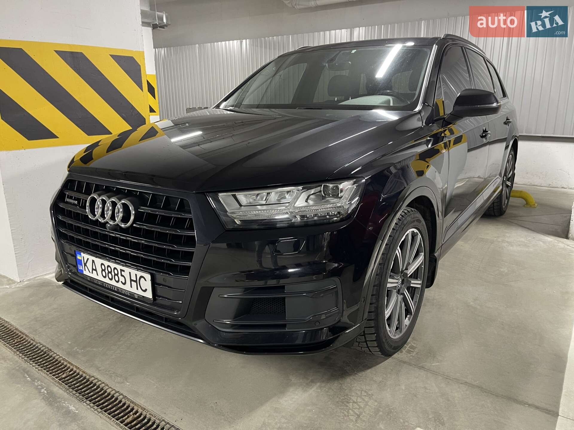 Audi Q7 2019 VIN WAUZZZ4MXKD045857 фото оголошення 18 з 19
