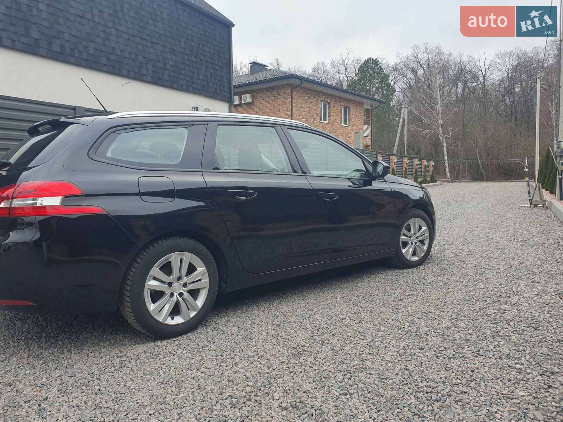 Peugeot 308 2019 VIN VF3LCYHZPKS332794 фото оголошення 12 з 23