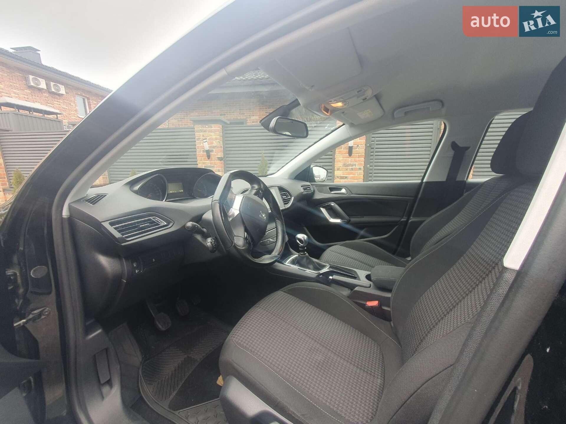 Peugeot 308 2019 VIN VF3LCYHZPKS332794 фото оголошення 17 з 23