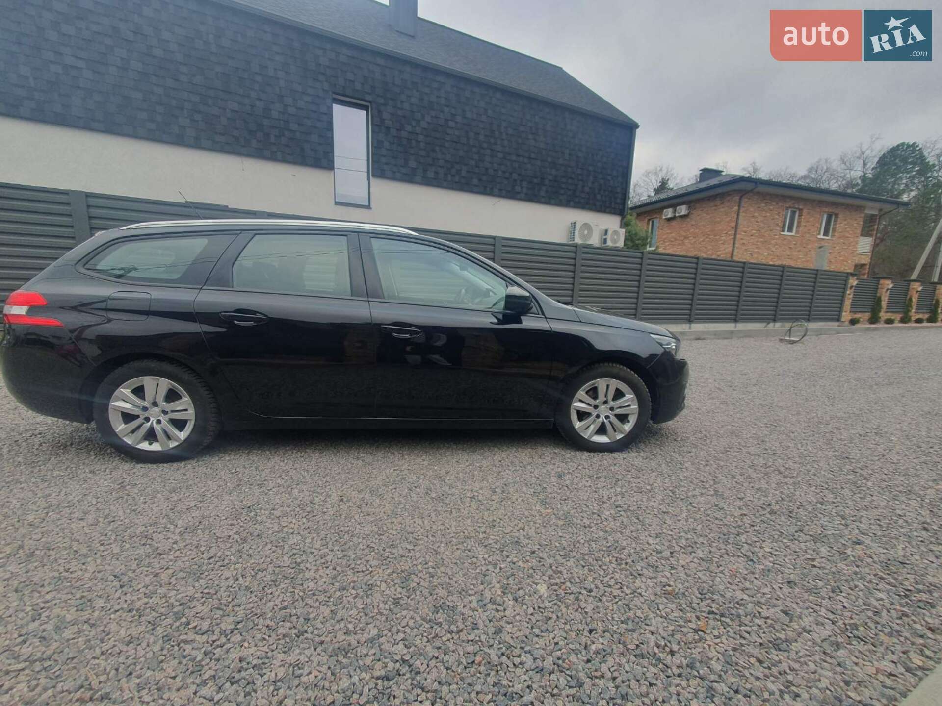 Peugeot 308 2019 VIN VF3LCYHZPKS332794 фото оголошення 18 з 23
