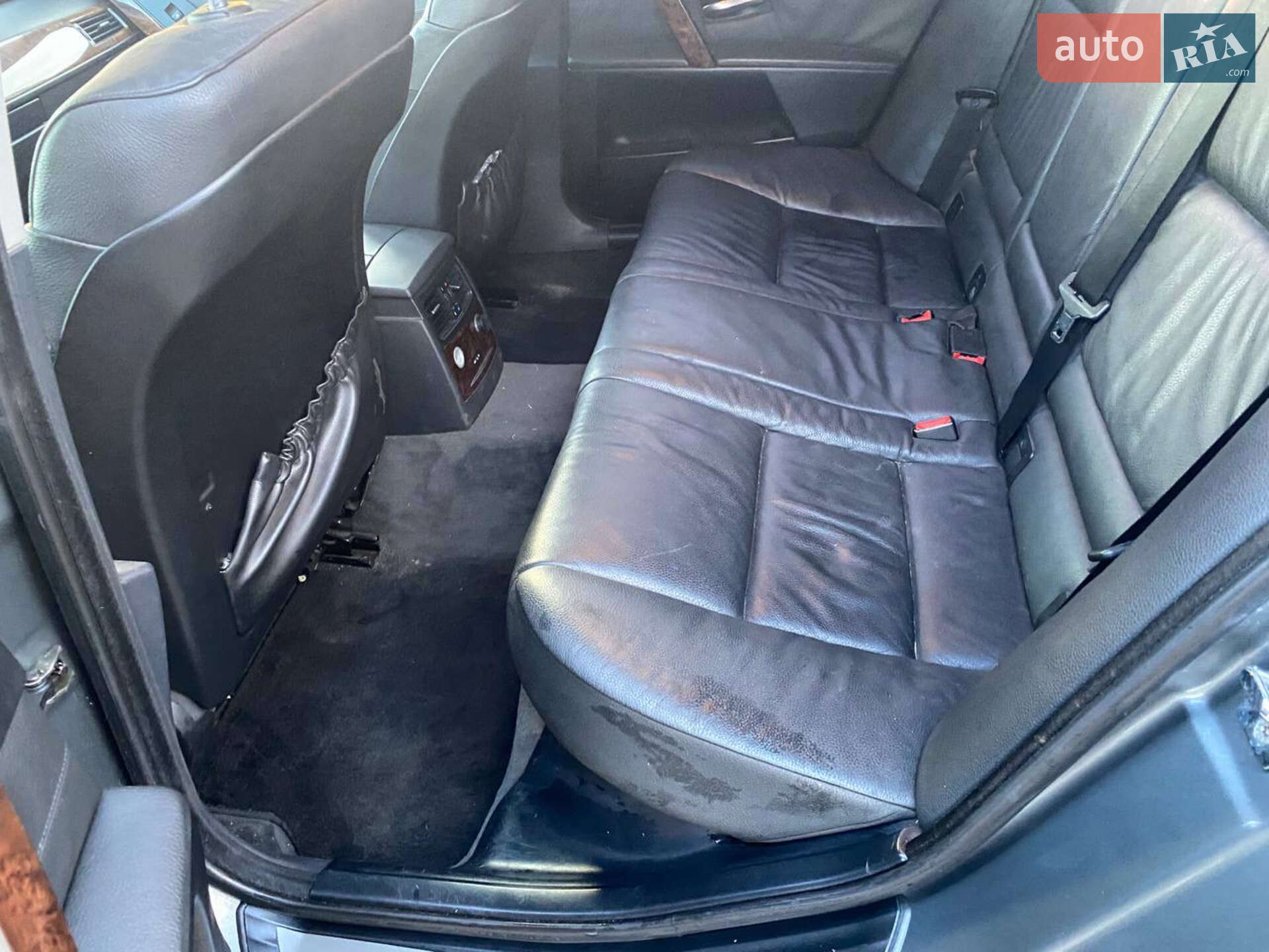 BMW 5 Series 2006 VIN WBANP71090CX72081 фото оголошення 18 з 27