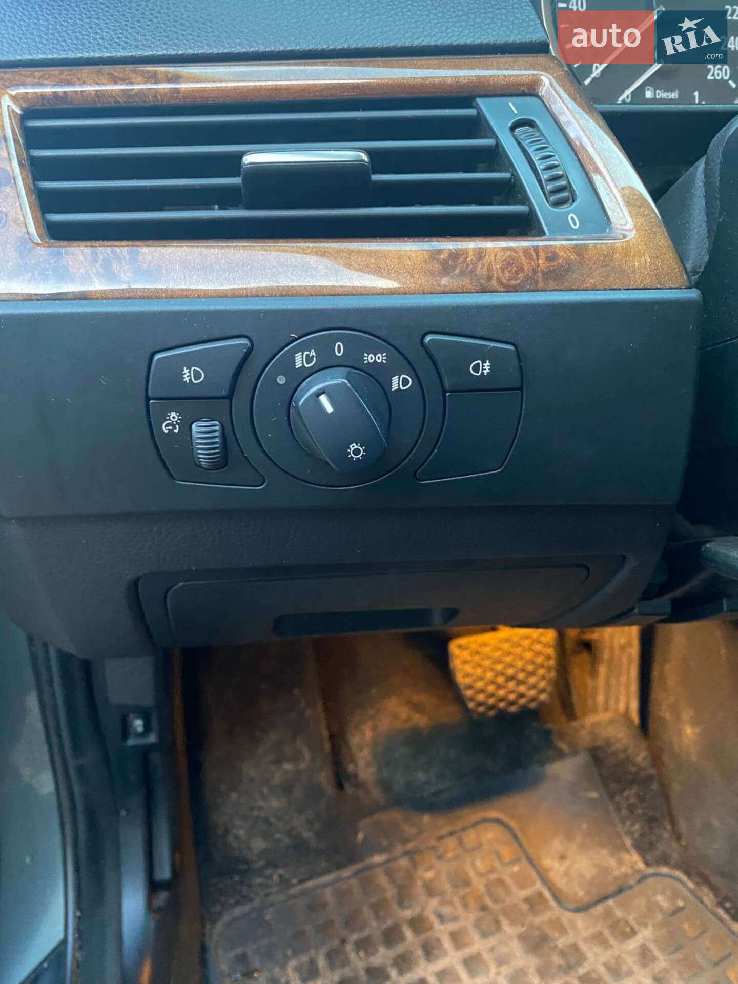 BMW 5 Series 2006 VIN WBANP71090CX72081 фото оголошення 21 з 27