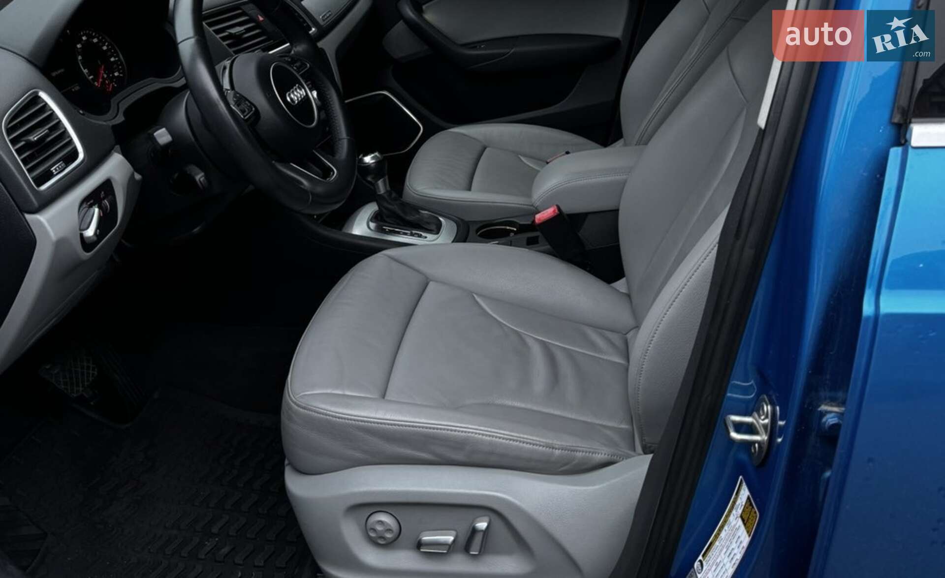 Audi Q3 2015 VIN WA1GFCFS4GR003006 фото оголошення 23 з 28