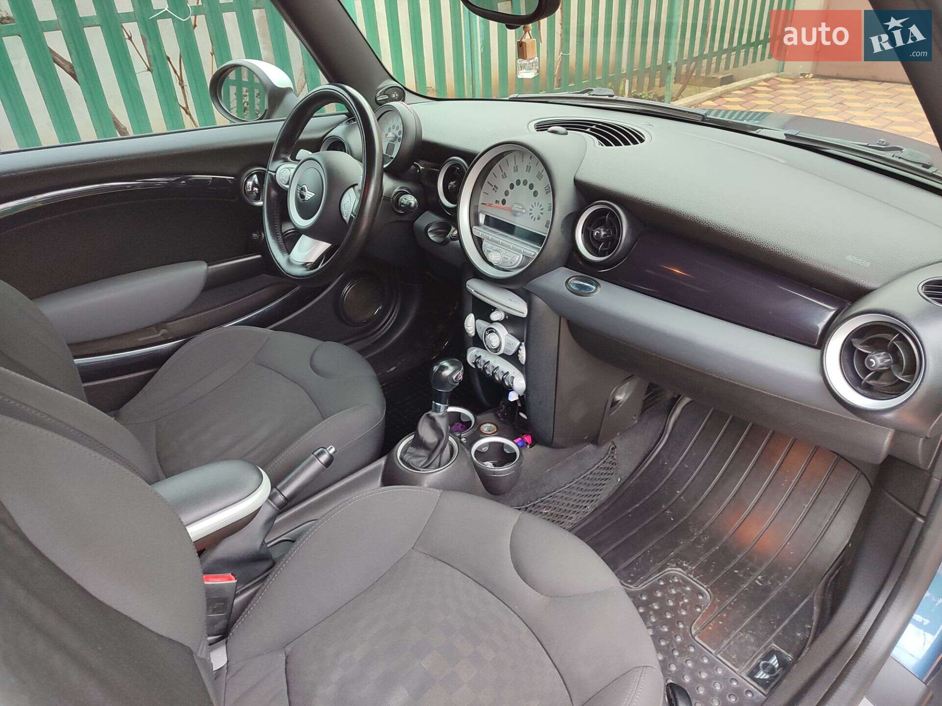 MINI Hatch 2009 VIN WMWMF7C50ATW89406 фото оголошення 3 з 4