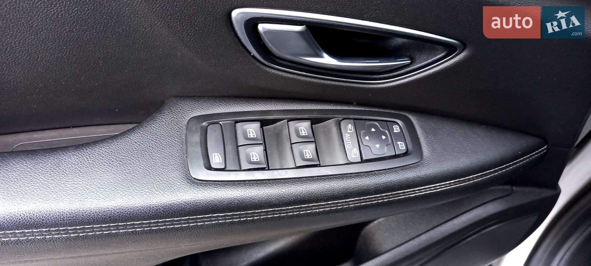 Renault Scenic 2019 VIN VF1RFA00863534803 фото оголошення 6 з 18