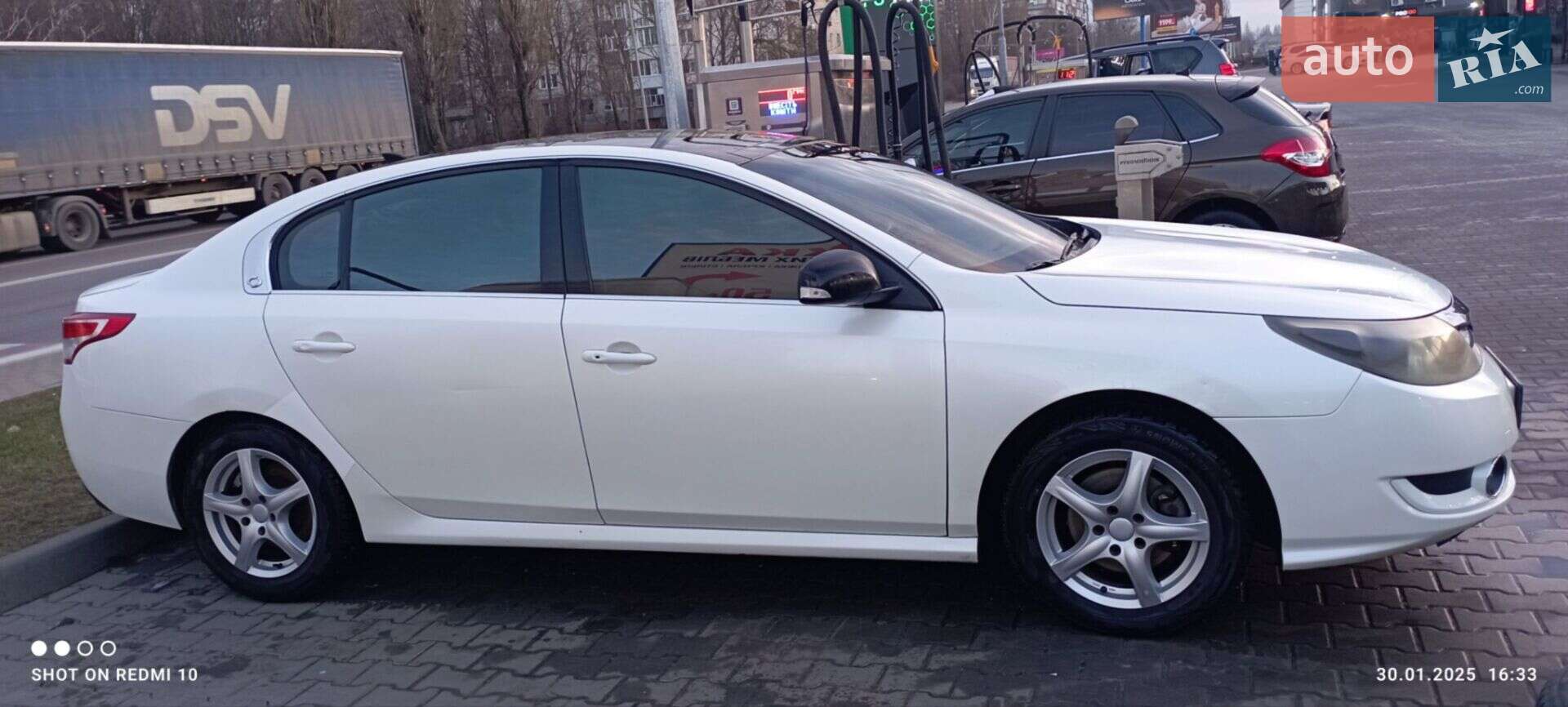 Renault Latitude 2010 VIN KNMA4C2BMAP004908 фото оголошення 5 з 33