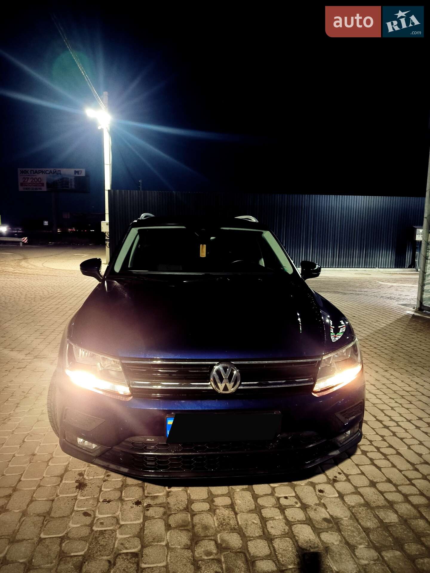 Volkswagen Tiguan 2019 VIN WVGZZZ5NZKW365999 фото оголошення 4 з 18