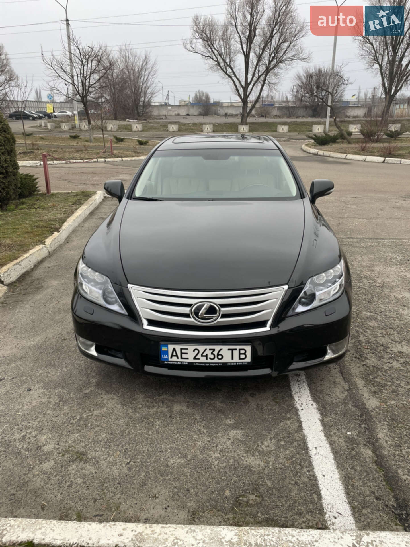 Lexus LS 2012 VIN JTHDU46F405015210 фото оголошення 3 з 13