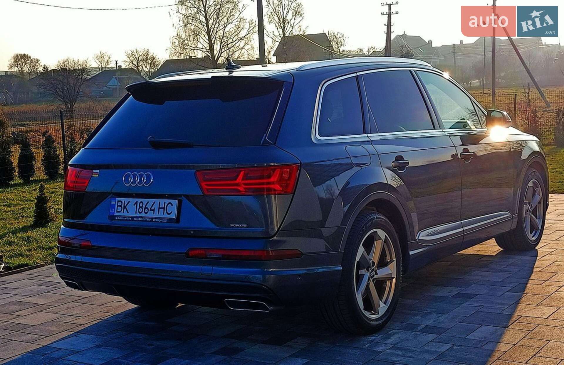 Audi Q7 2017 VIN WAUZZZ4MXHD039842 фото оголошення 5 з 62