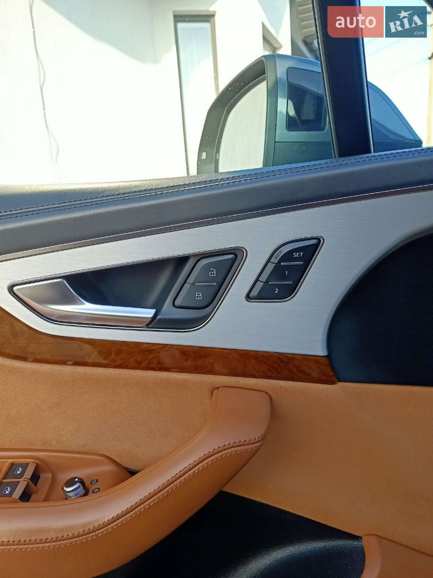 Audi Q7 2017 VIN WAUZZZ4MXHD039842 фото оголошення 17 з 62