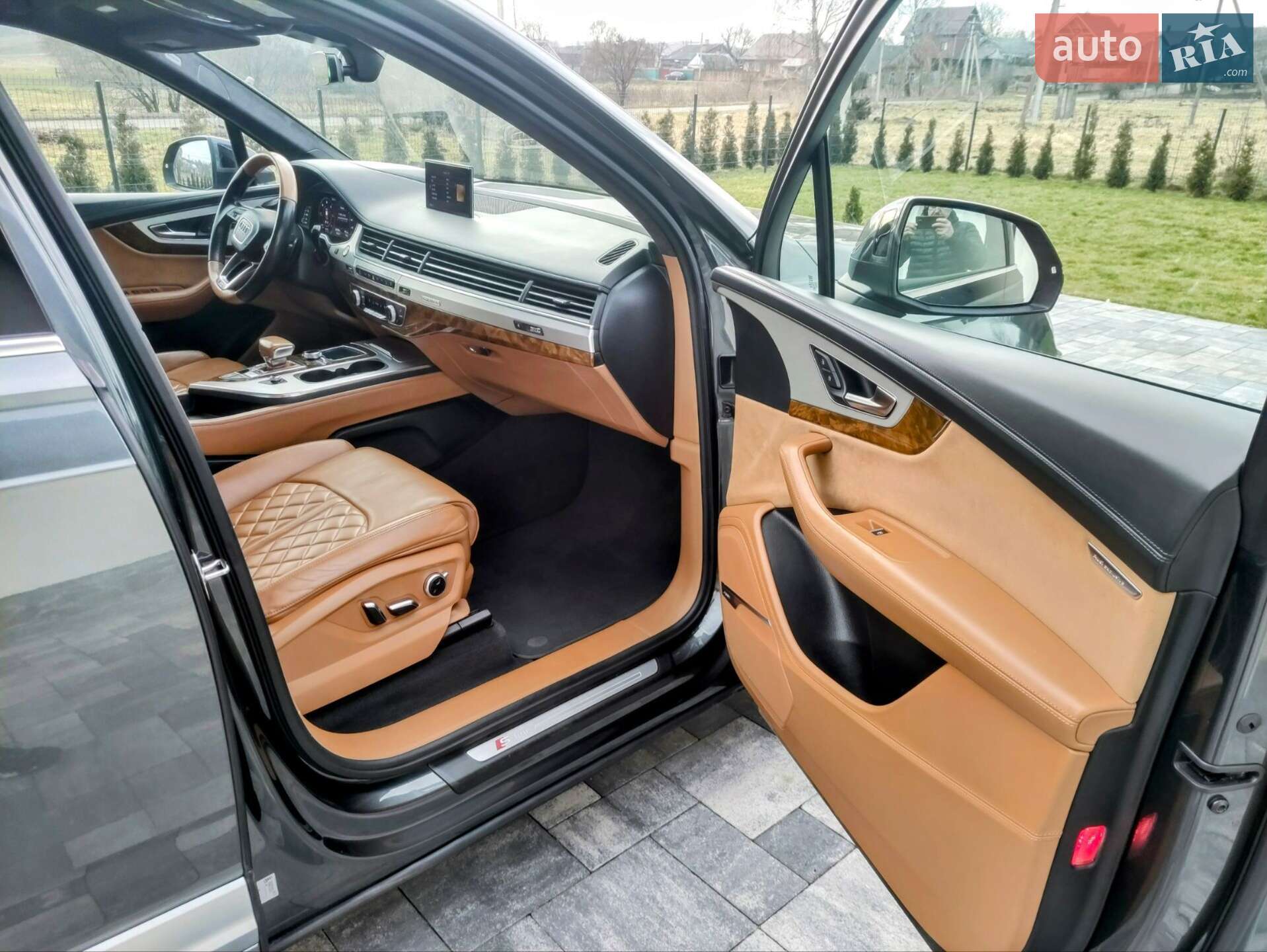 Audi Q7 2017 VIN WAUZZZ4MXHD039842 фото оголошення 27 з 62