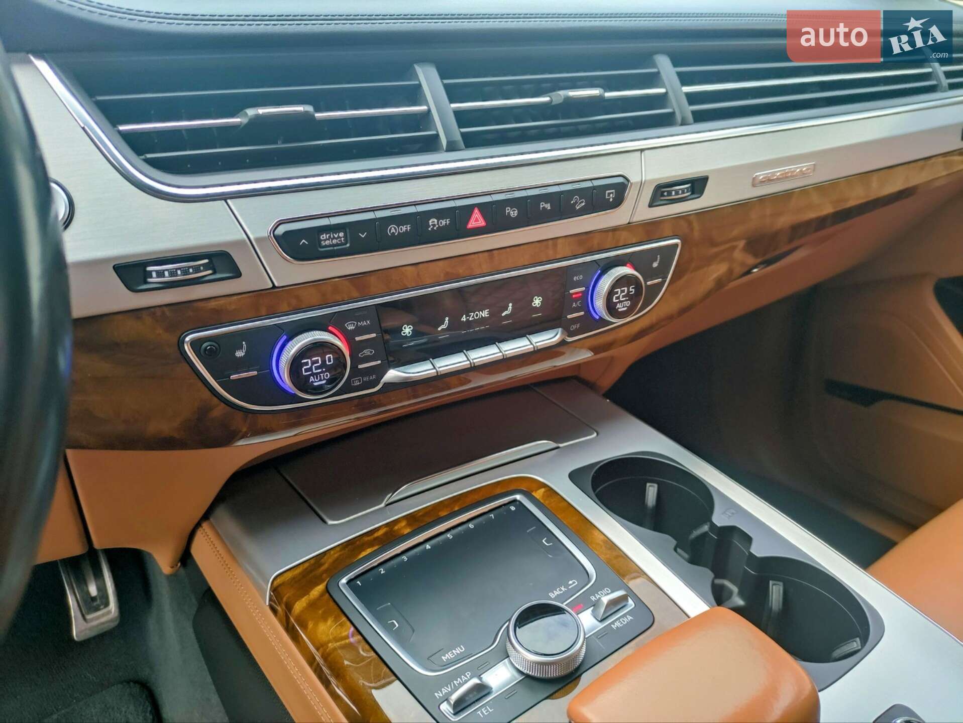 Audi Q7 2017 VIN WAUZZZ4MXHD039842 фото оголошення 38 з 62