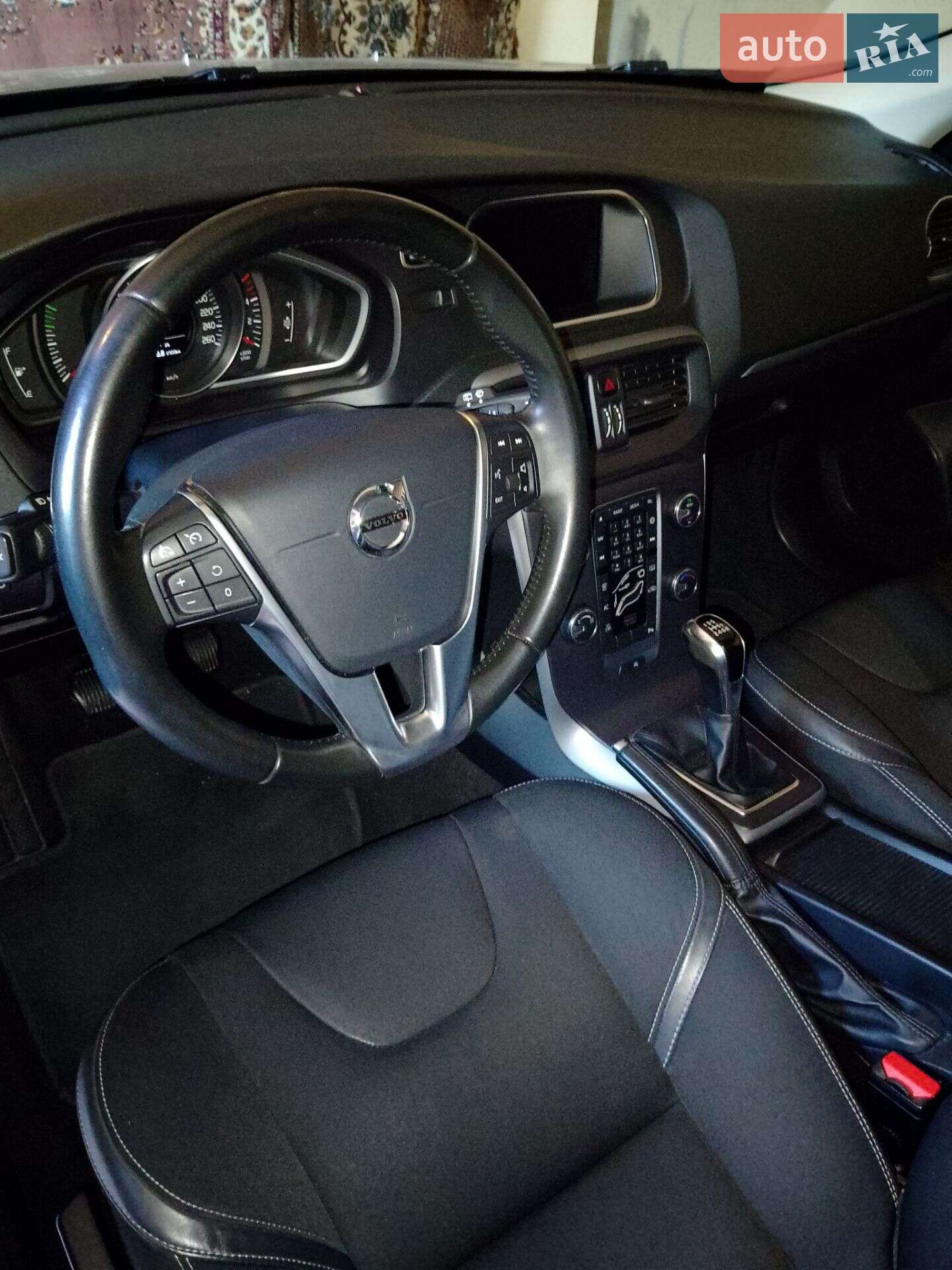 Volvo V40 2019 VIN YV1MV70V1K2579758 фото оголошення 6 з 12