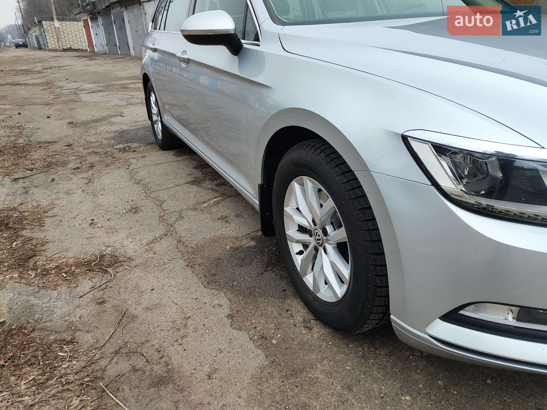 Volkswagen Passat 2018 VIN WVWZZZ3CZJE264178 фото оголошення 13 з 61