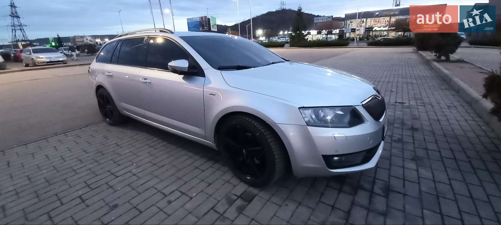 Skoda Octavia 2016 VIN TMBJJ7NE9H0080697 фото оголошення 6 з 30