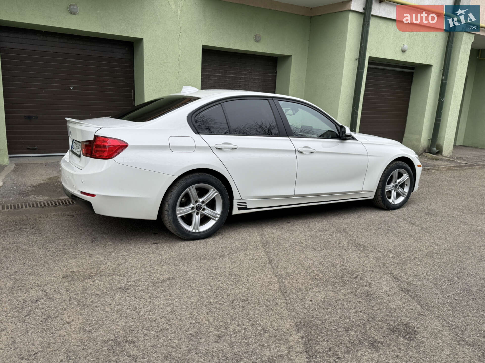 BMW 3 Series 2013 VIN WBA3C3C53EP661661 фото оголошення 4 з 19