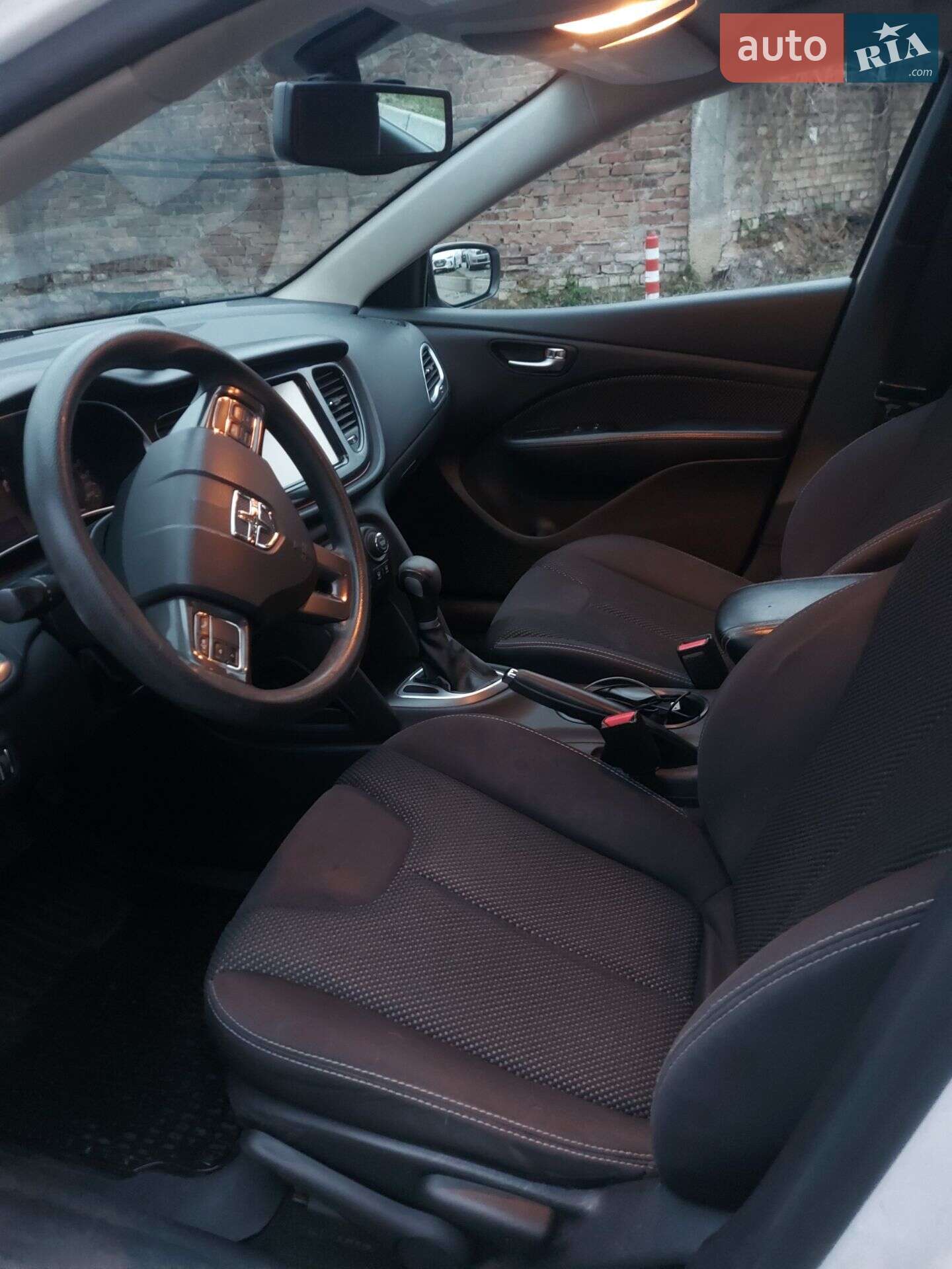 Dodge Dart 2013 VIN 1C3CDFBB2ED677896 фото оголошення 16 з 19