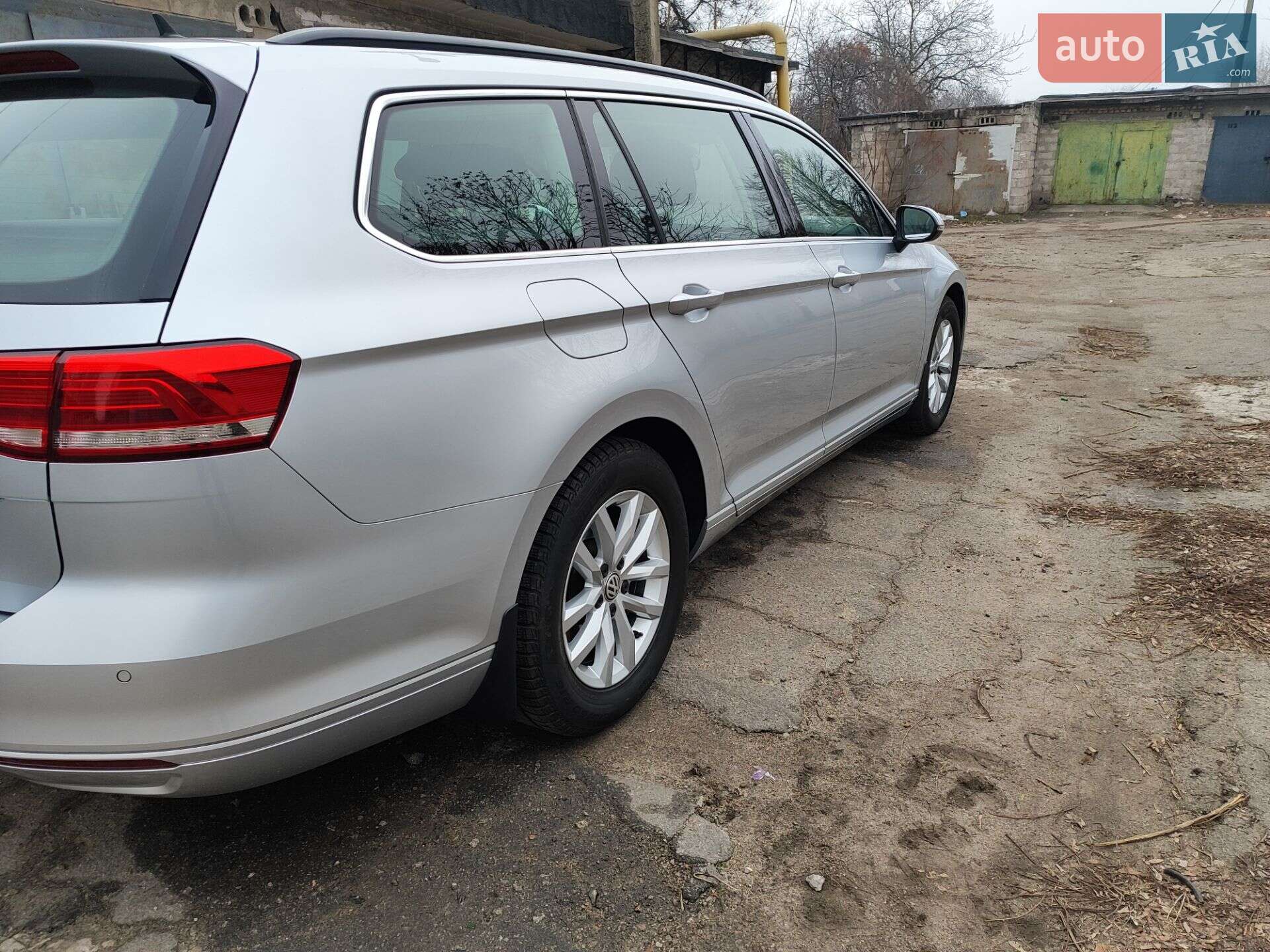 Volkswagen Passat 2018 VIN WVWZZZ3CZJE264178 фото оголошення 44 з 61