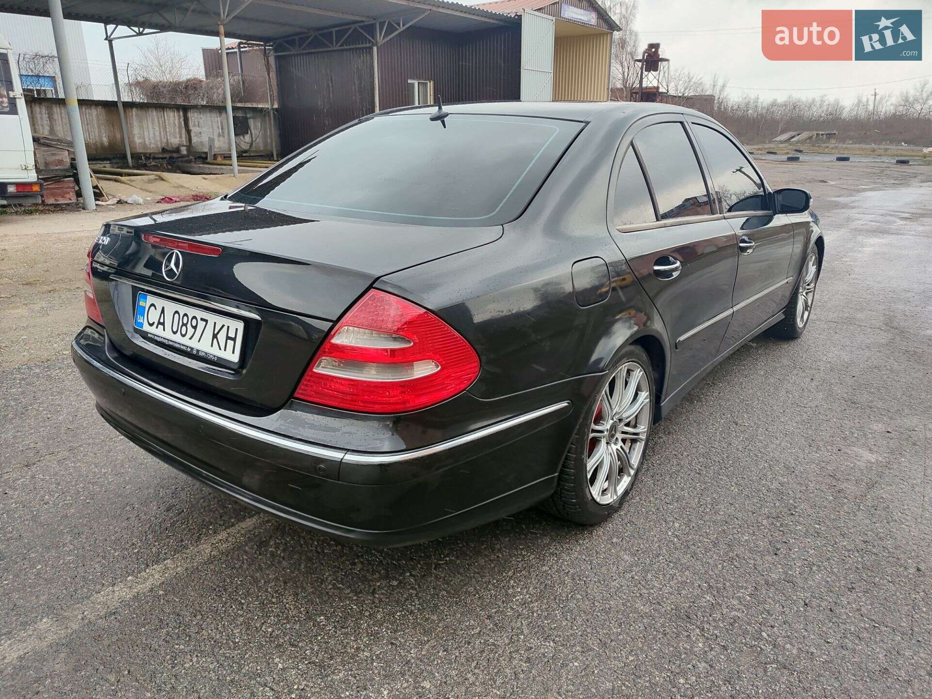 Mercedes-Benz E-Class 2004 VIN WDB2110421A486036 фото оголошення 12 з 18