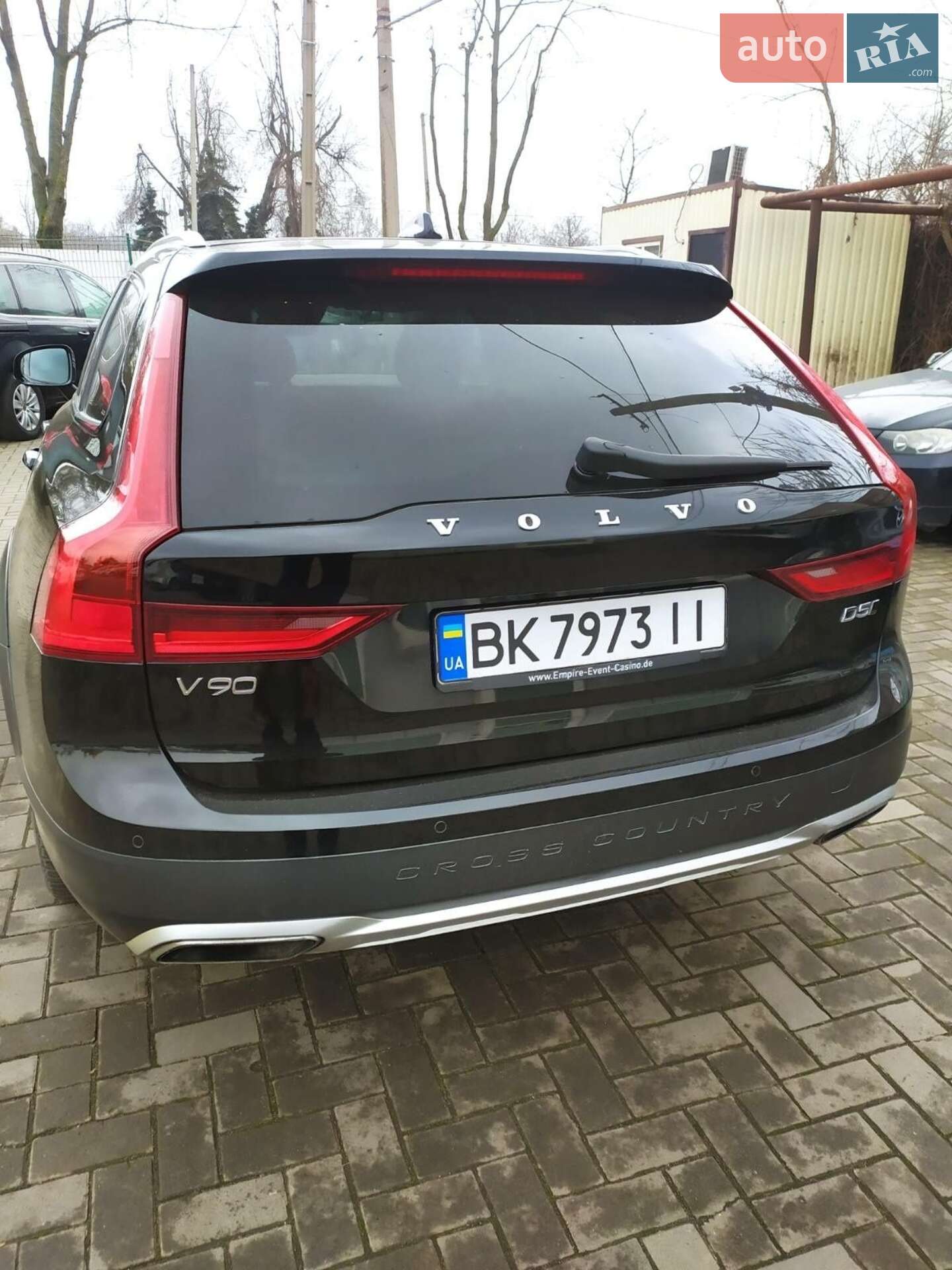 Volvo V90 Cross Country 2017 VIN YV1PZ68BCJ1025648 фото оголошення 4 з 8