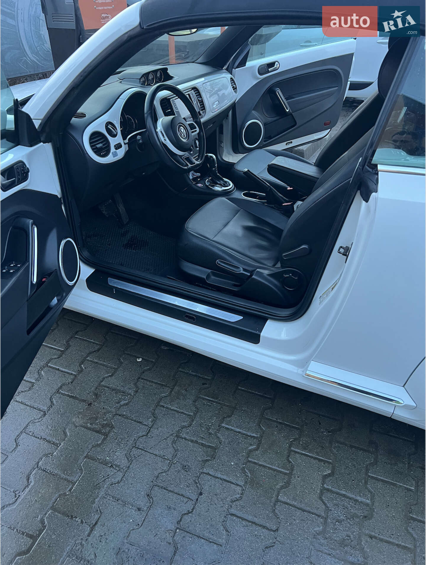 Volkswagen Beetle 2012 VIN 3VW5L7AT7DM806514 фото оголошення 8 з 15