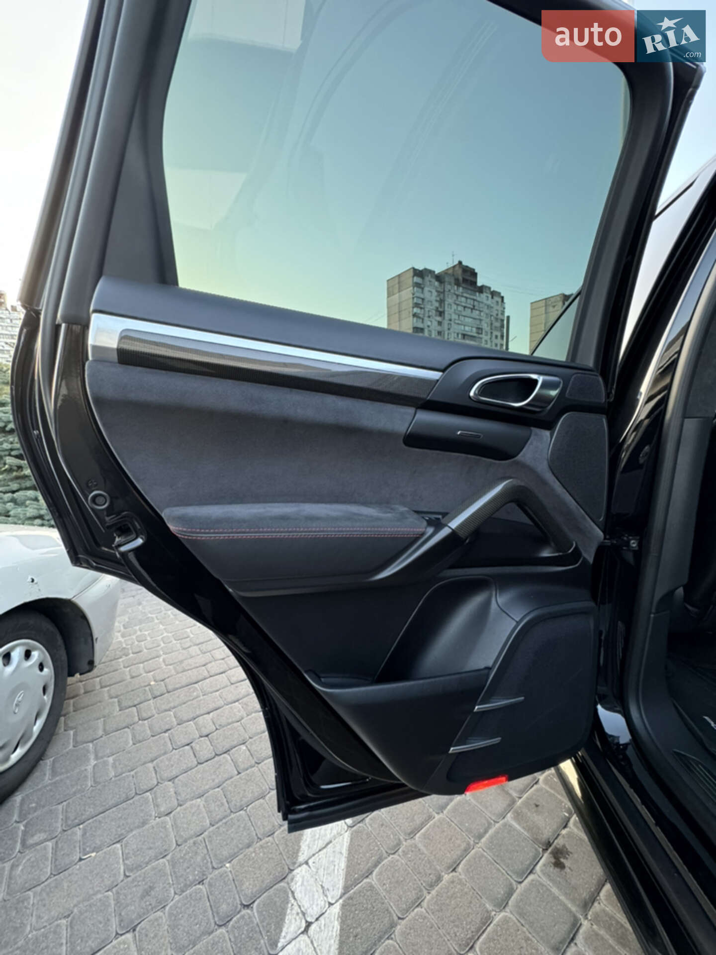 Porsche Cayenne 2017 VIN WP1ZZZ92ZHLA84060 фото оголошення 25 з 28