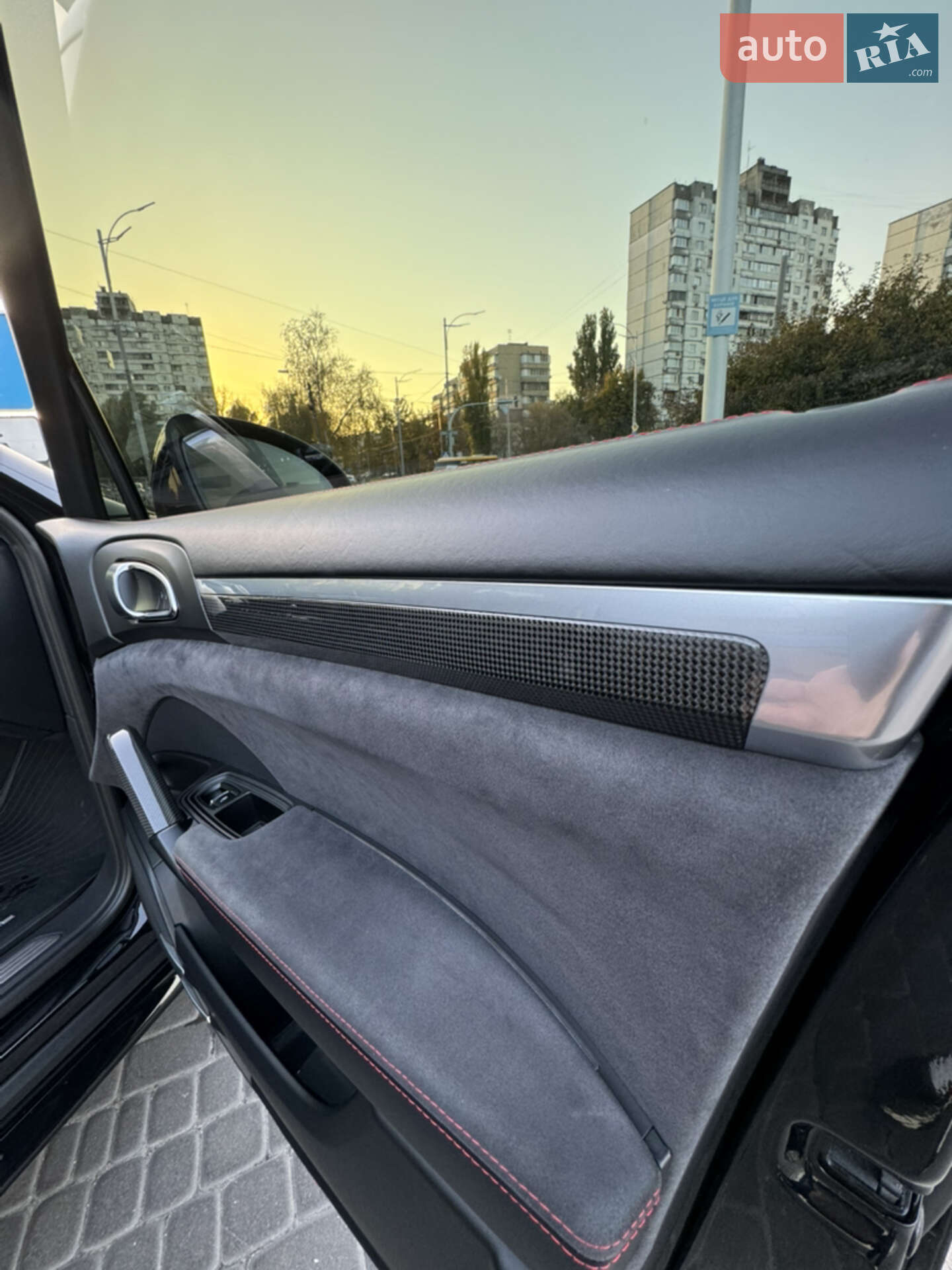 Porsche Cayenne 2017 VIN WP1ZZZ92ZHLA84060 фото оголошення 27 з 28
