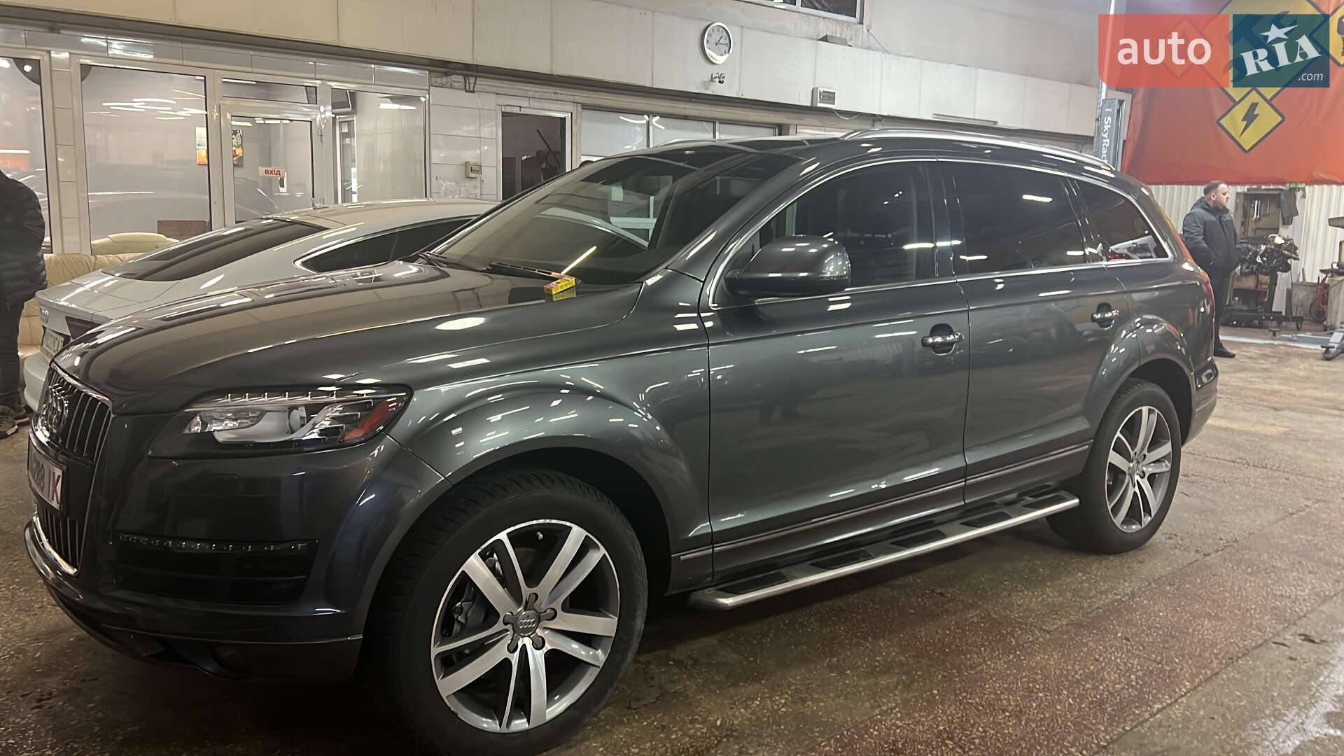 Audi Q7 2015 VIN WA1LGAFE3FD022491 фото оголошення 6 з 7