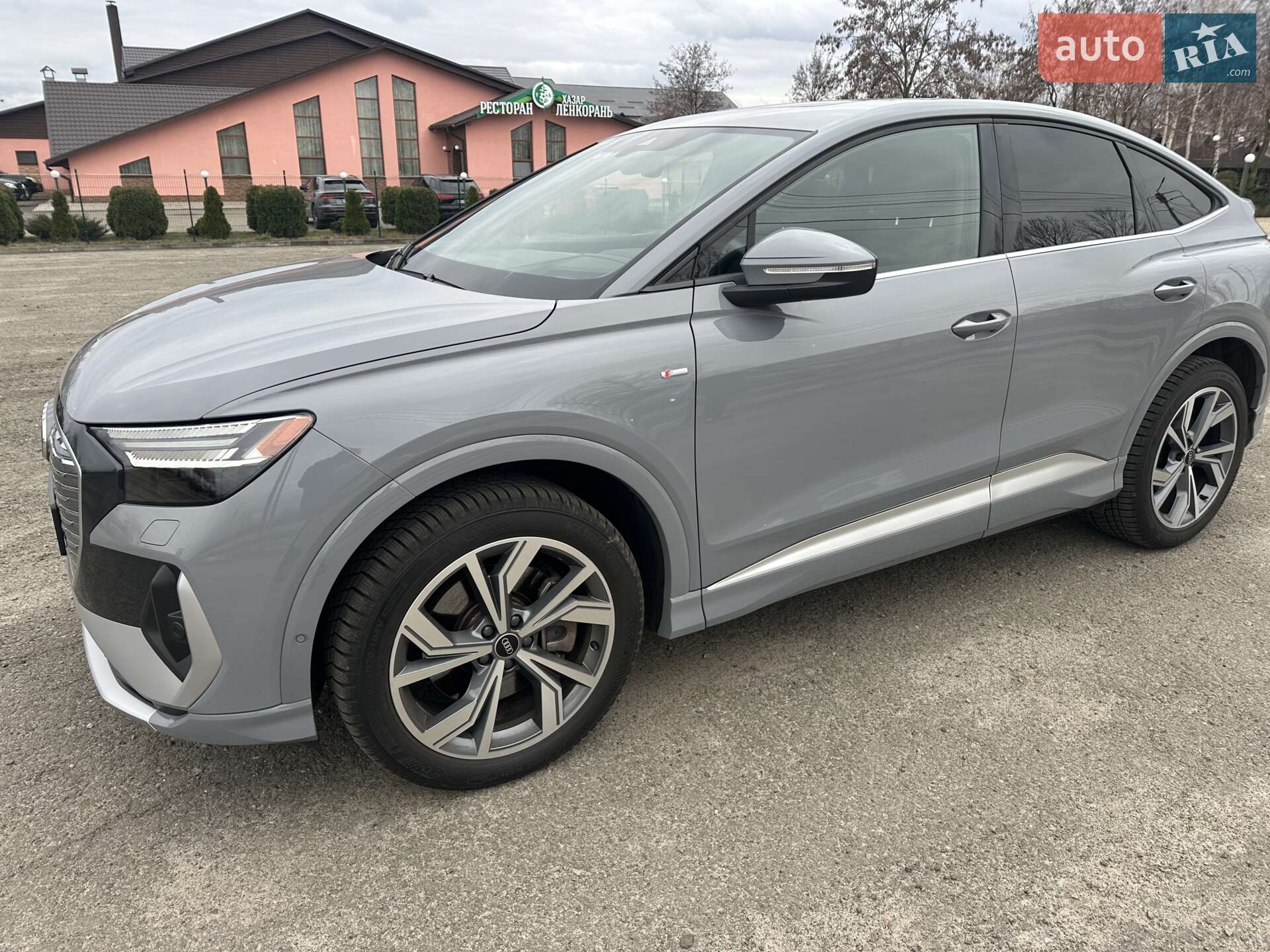 Audi Q4 e-tron 2022 VIN WA142BFZXPP011614 фото оголошення 5 з 42