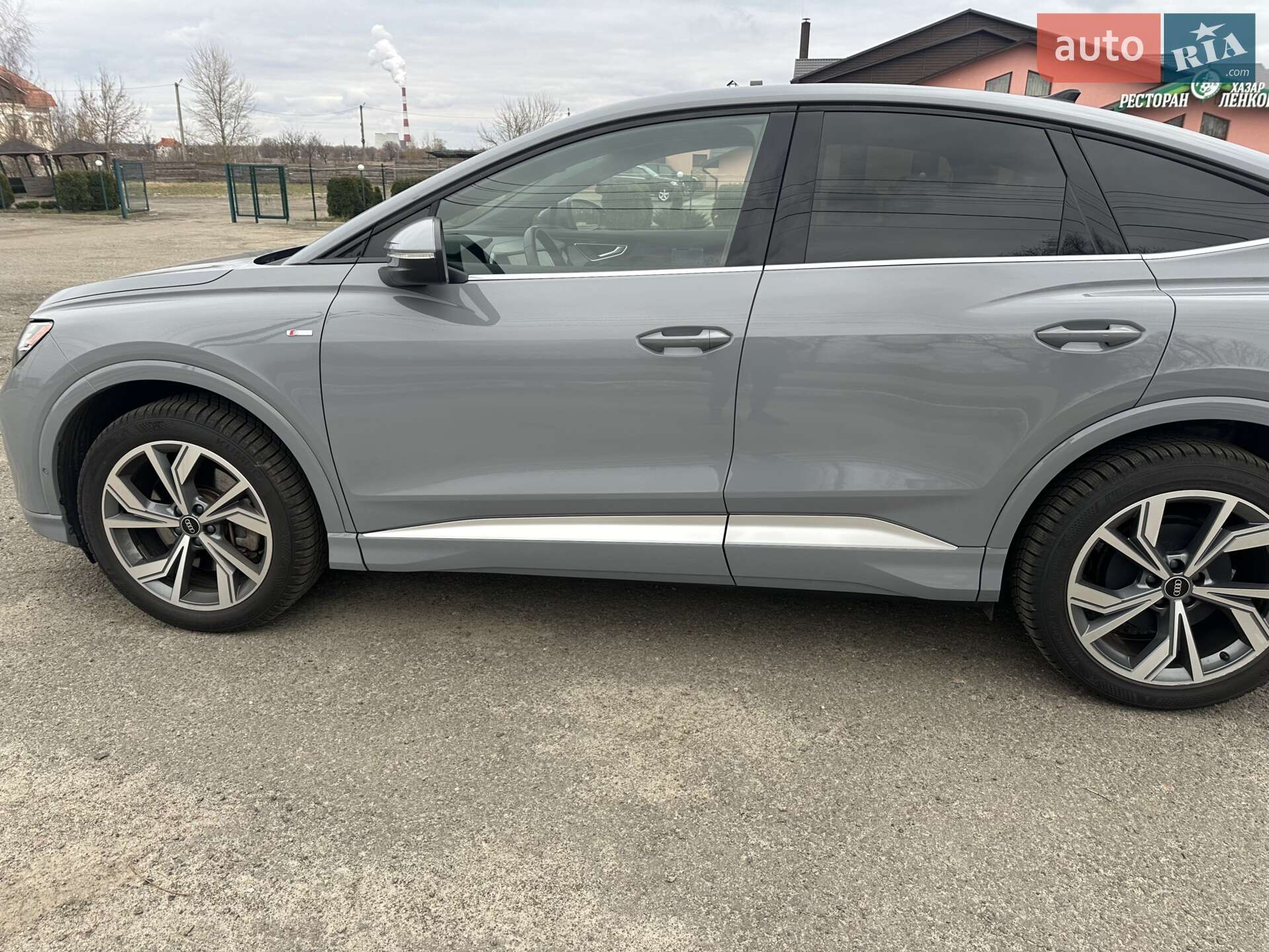 Audi Q4 e-tron 2022 VIN WA142BFZXPP011614 фото оголошення 8 з 42