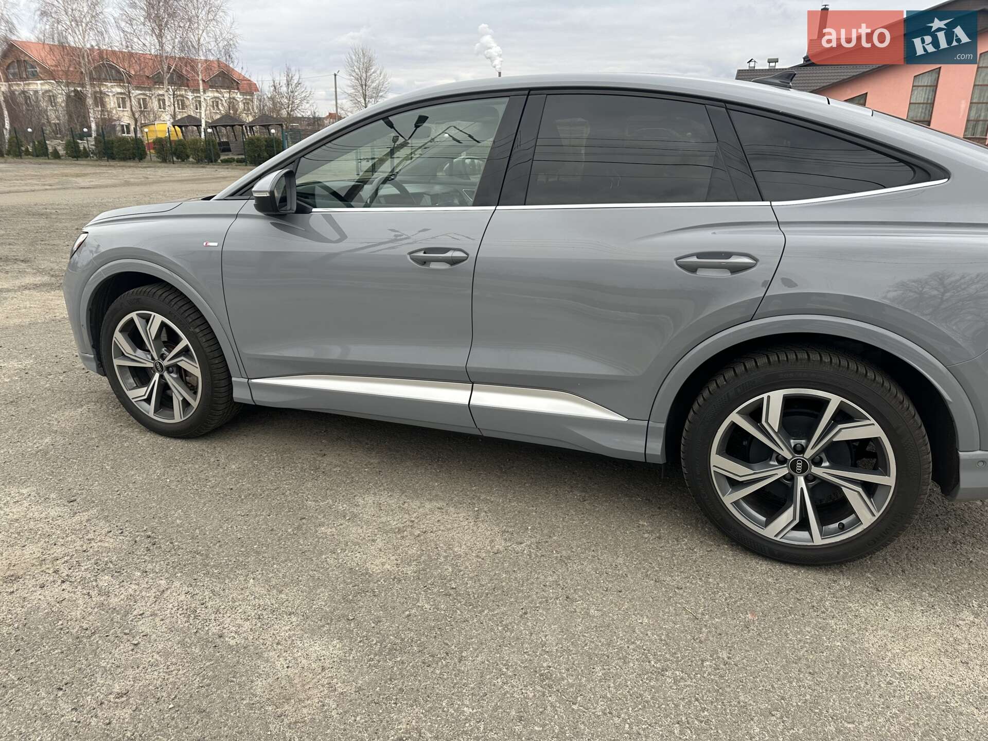 Audi Q4 e-tron 2022 VIN WA142BFZXPP011614 фото оголошення 9 з 42