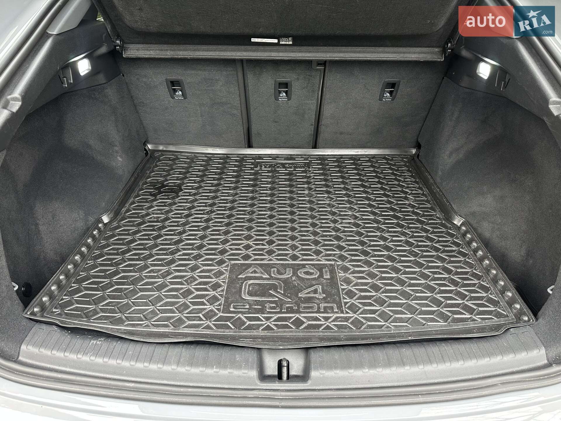 Audi Q4 e-tron 2022 VIN WA142BFZXPP011614 фото оголошення 31 з 42
